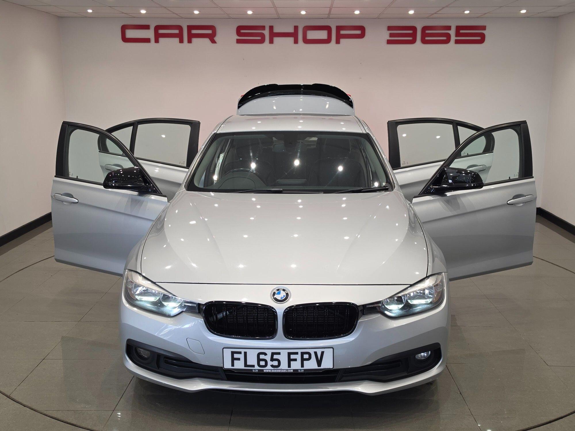 BMW 3 Series view 32