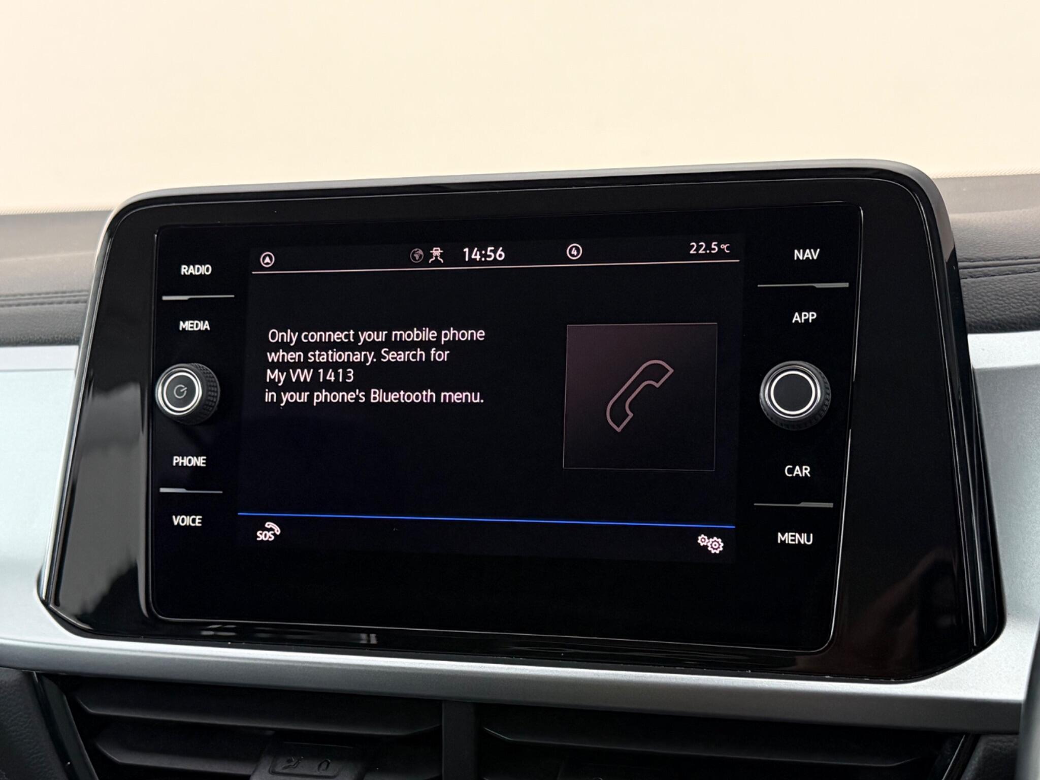 Volkswagen T-Roc view 25