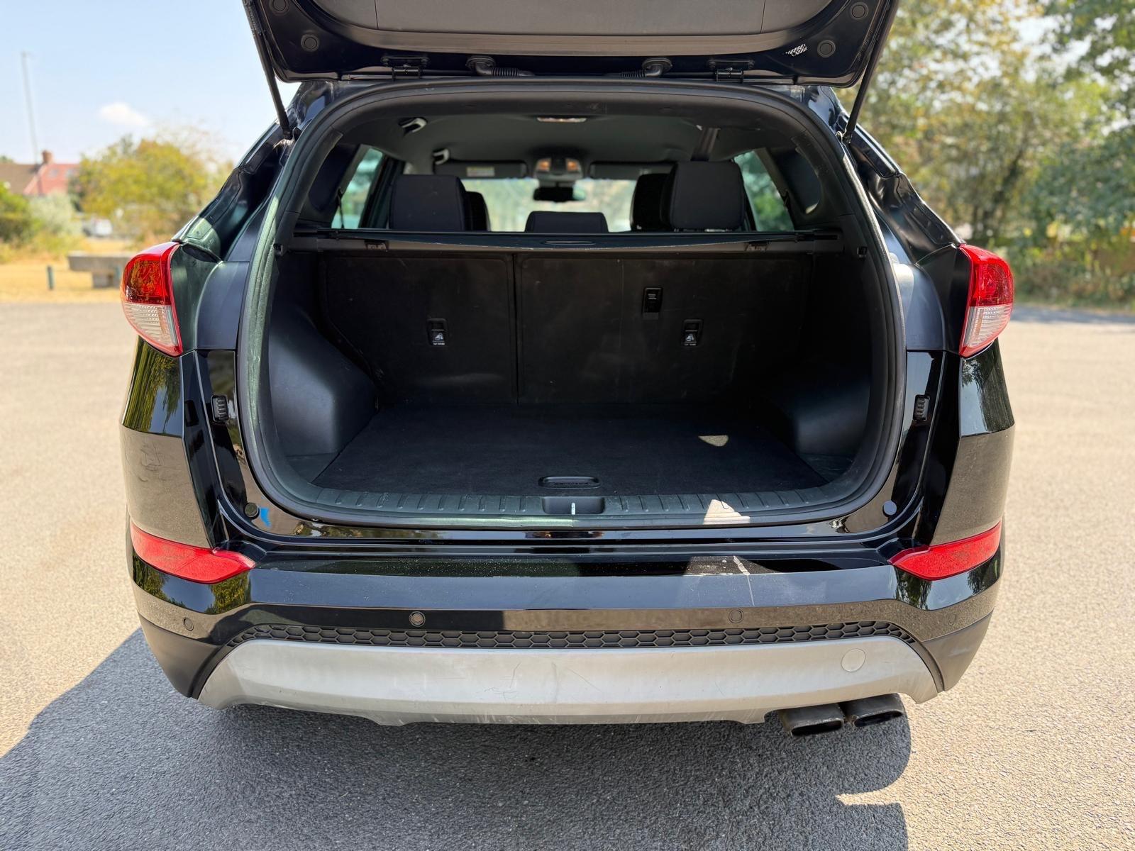 Hyundai Tucson view 48