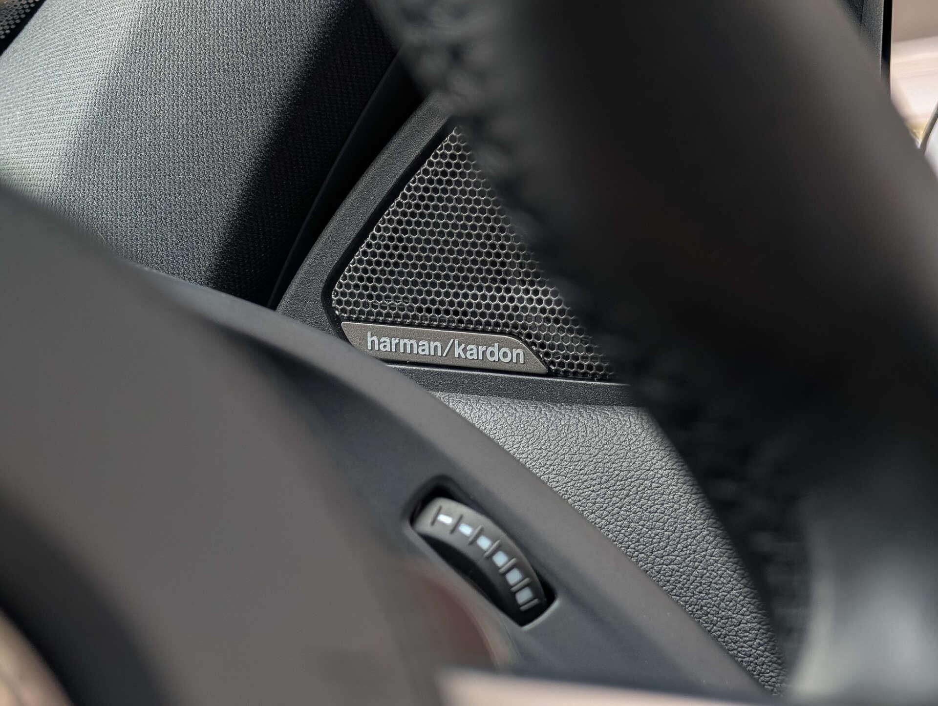 BMW 1 Series view 28