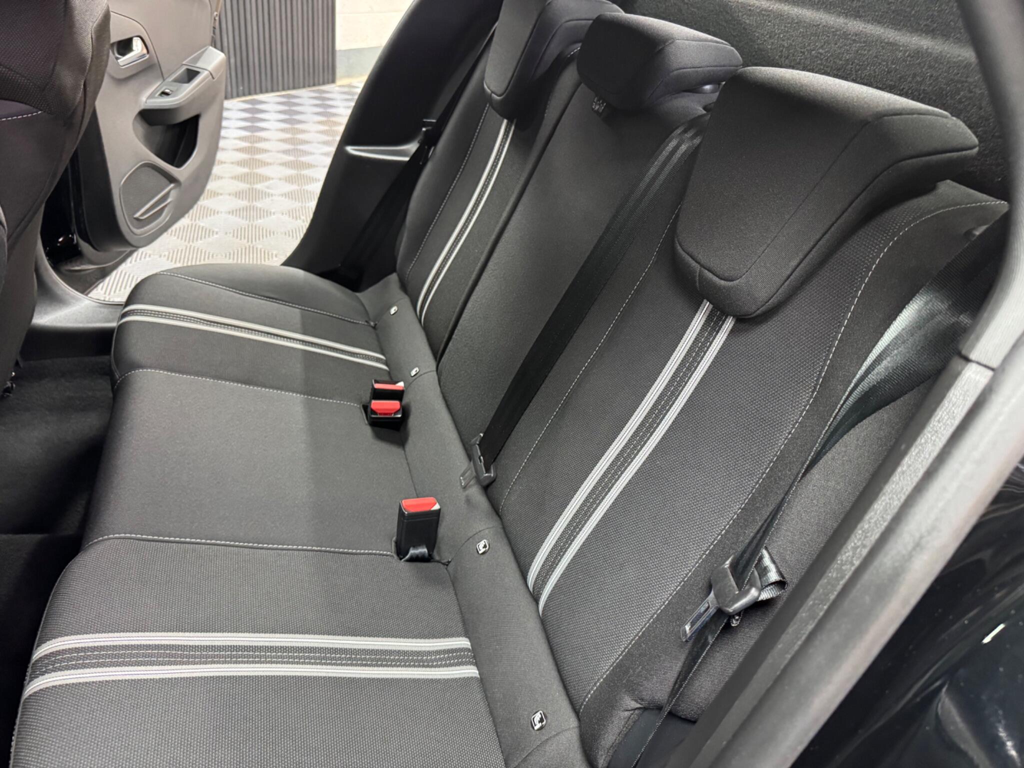 Vauxhall Corsa view 41