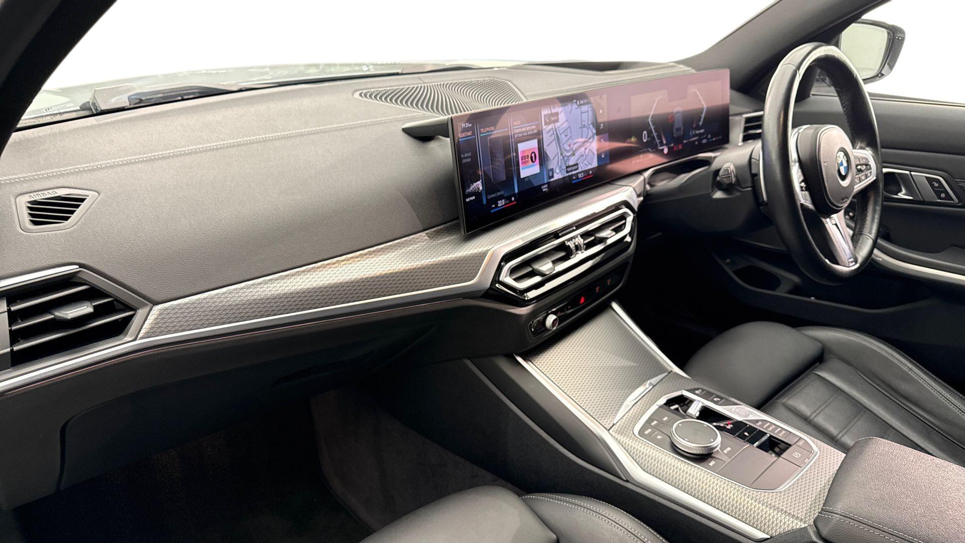 BMW 3 Series view 7
