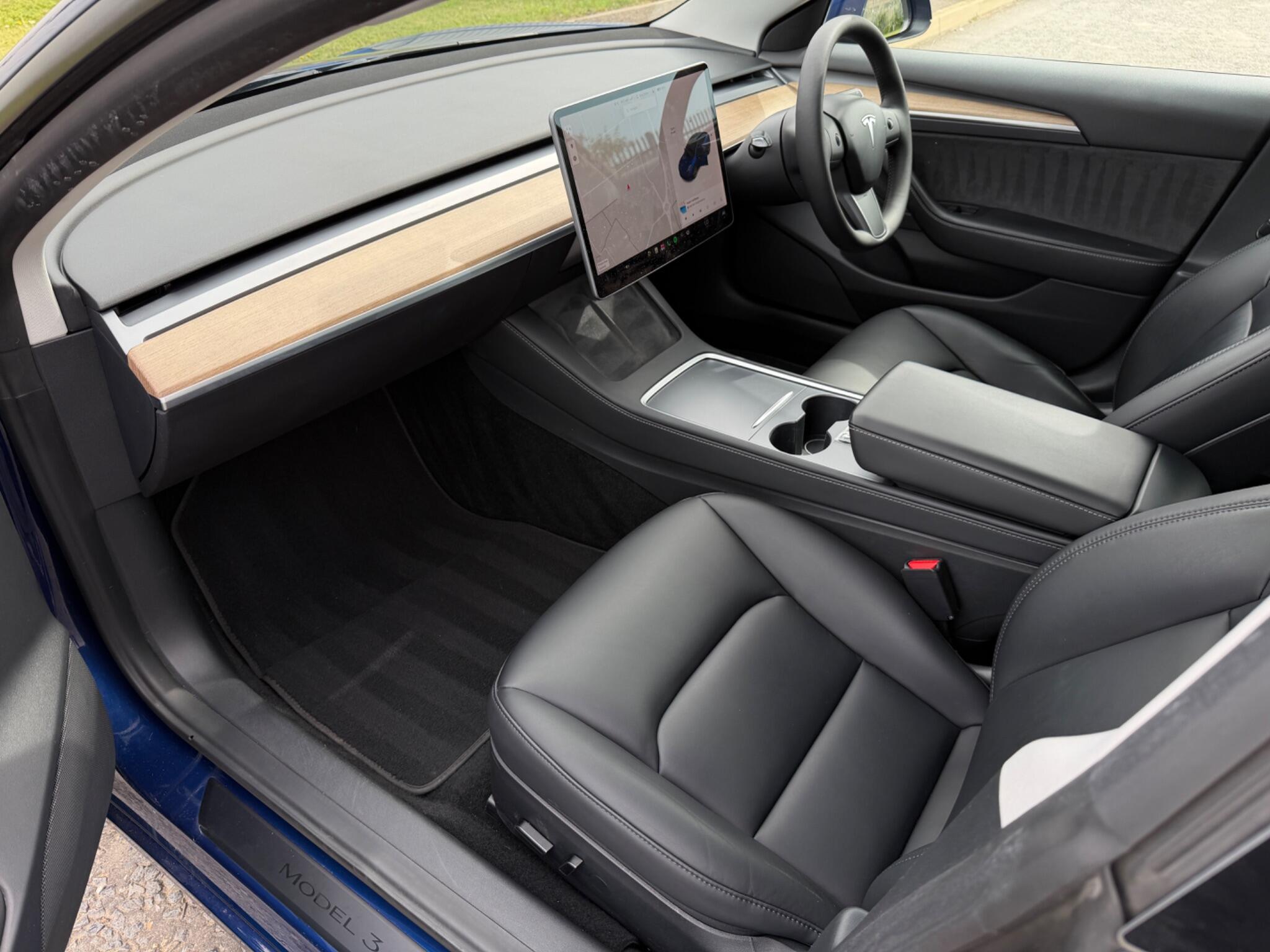 Tesla Model 3 view 45