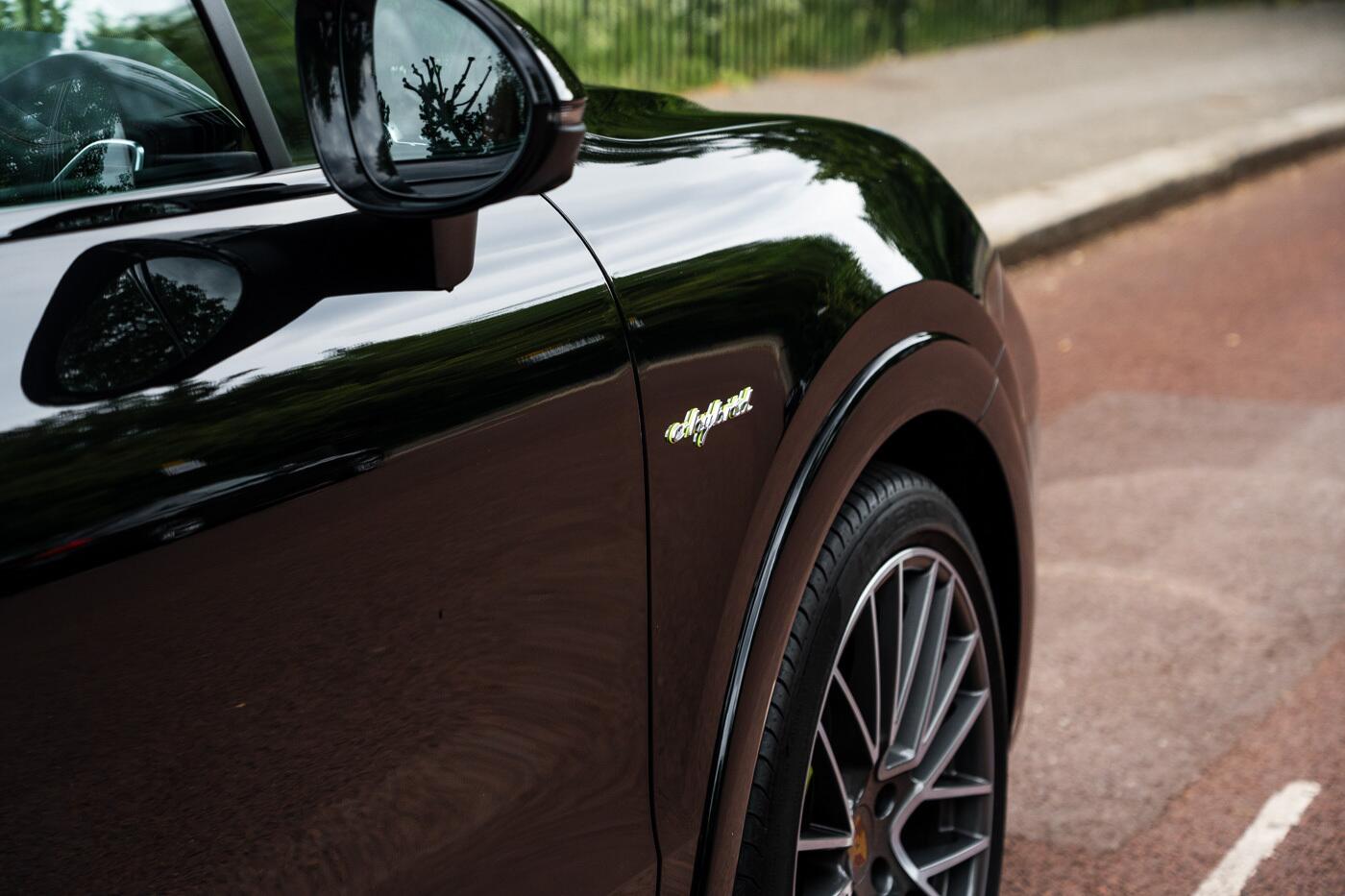 Porsche Cayenne view 10
