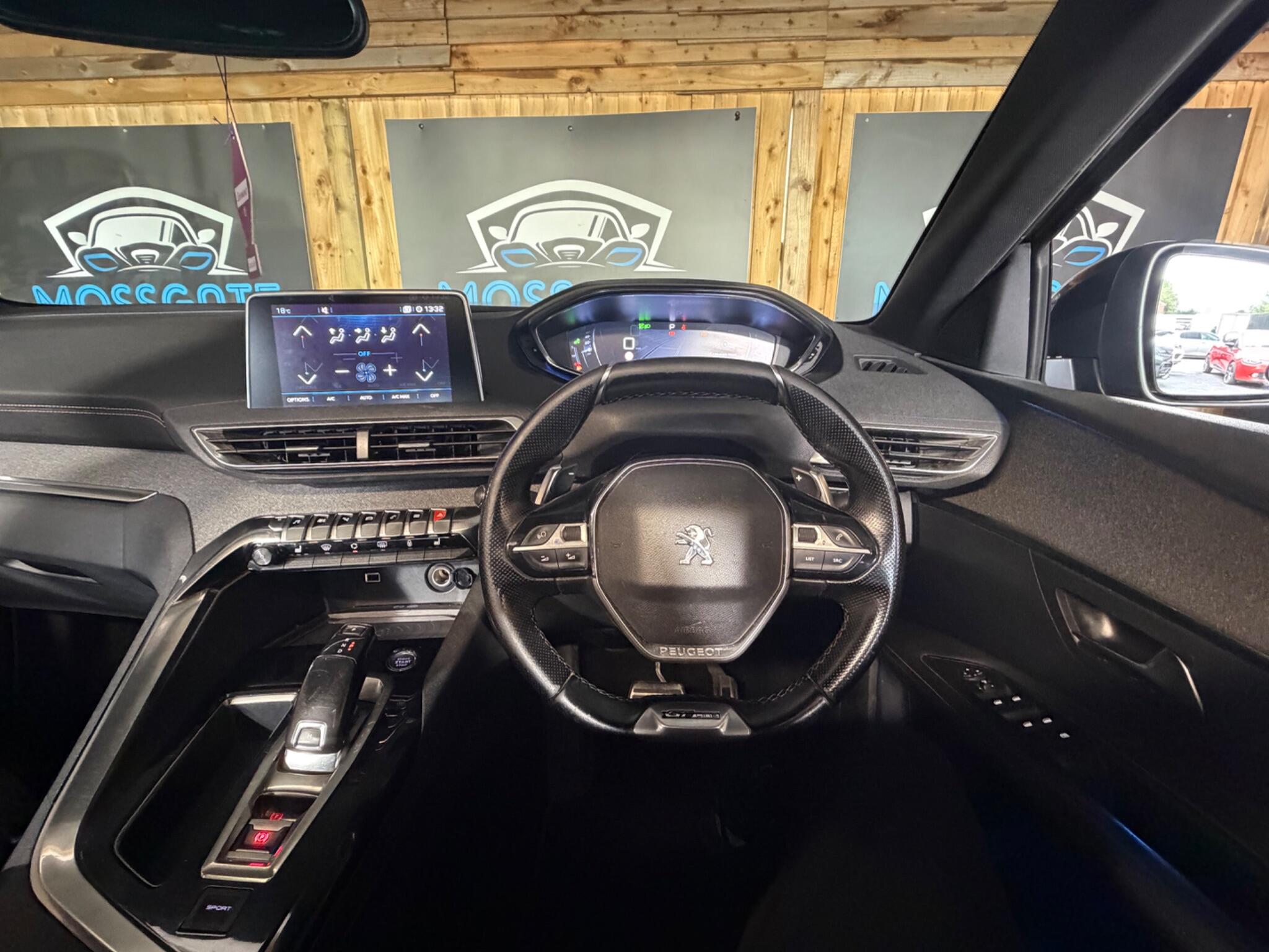 Peugeot 3008 view 14