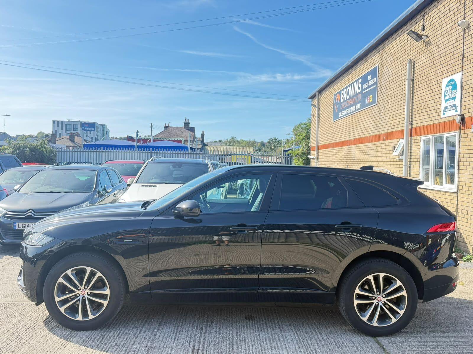 Jaguar F-Pace view 5