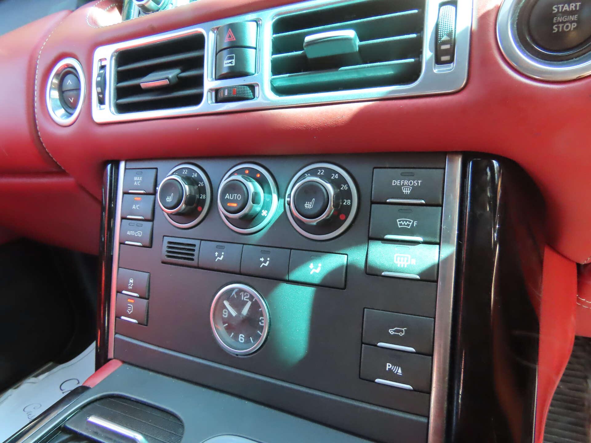Land Rover Range Rover view 18
