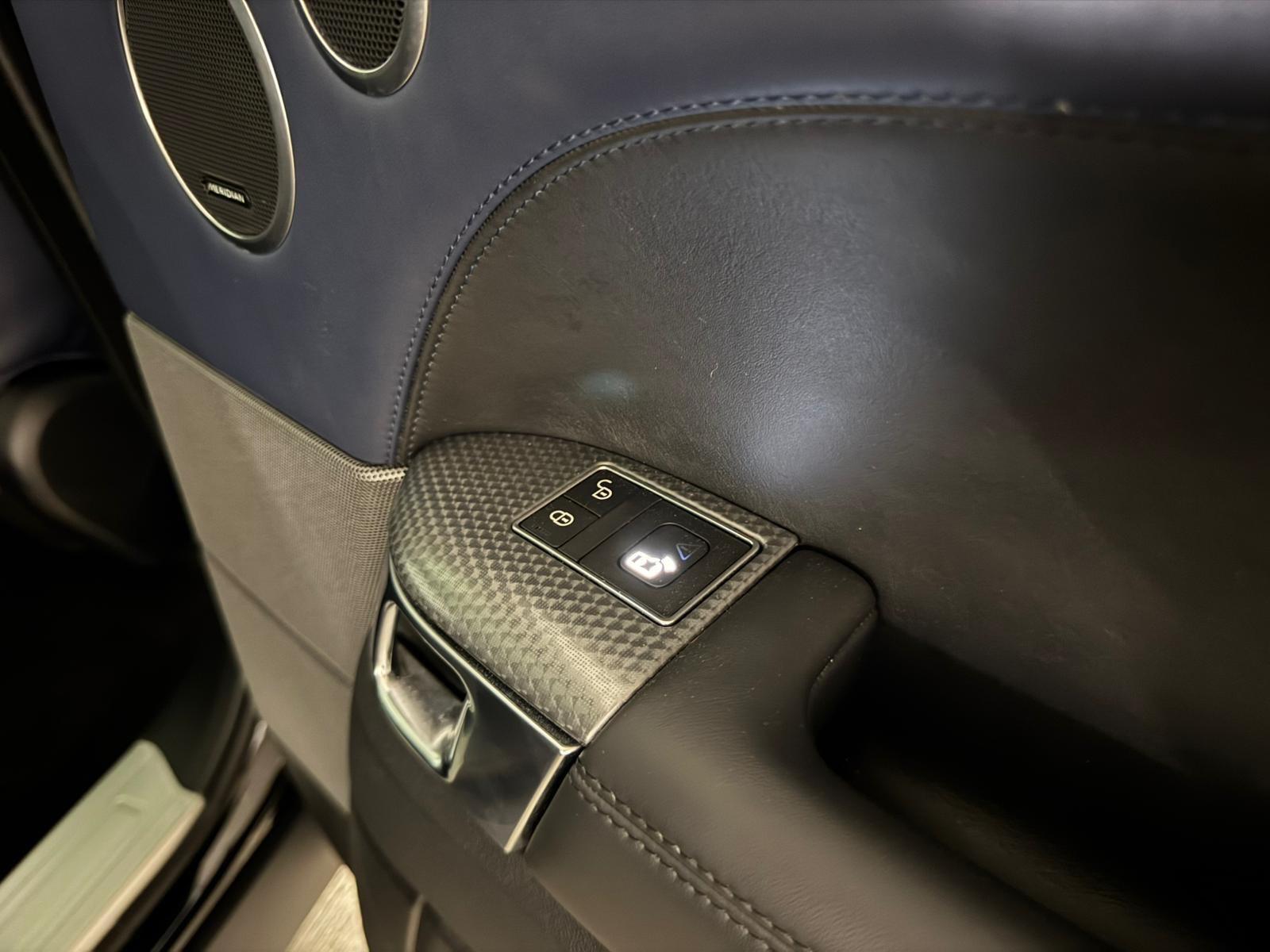 Land Rover Range Rover Sport view 23