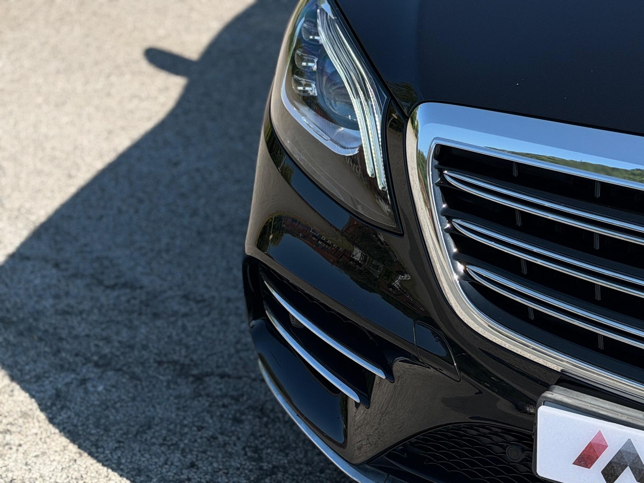 Mercedes-Benz S-Class view 38