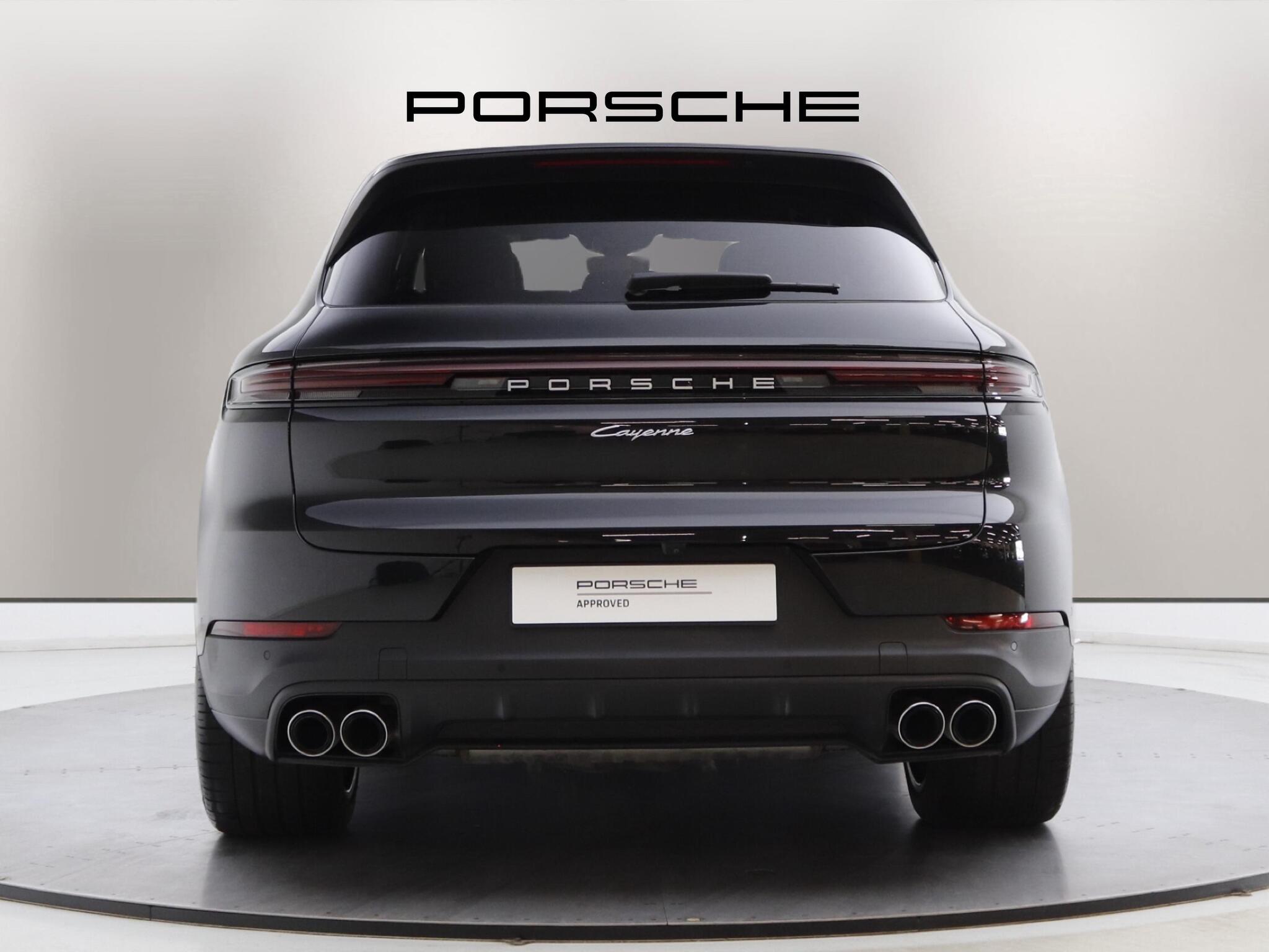 Porsche Cayenne view 5