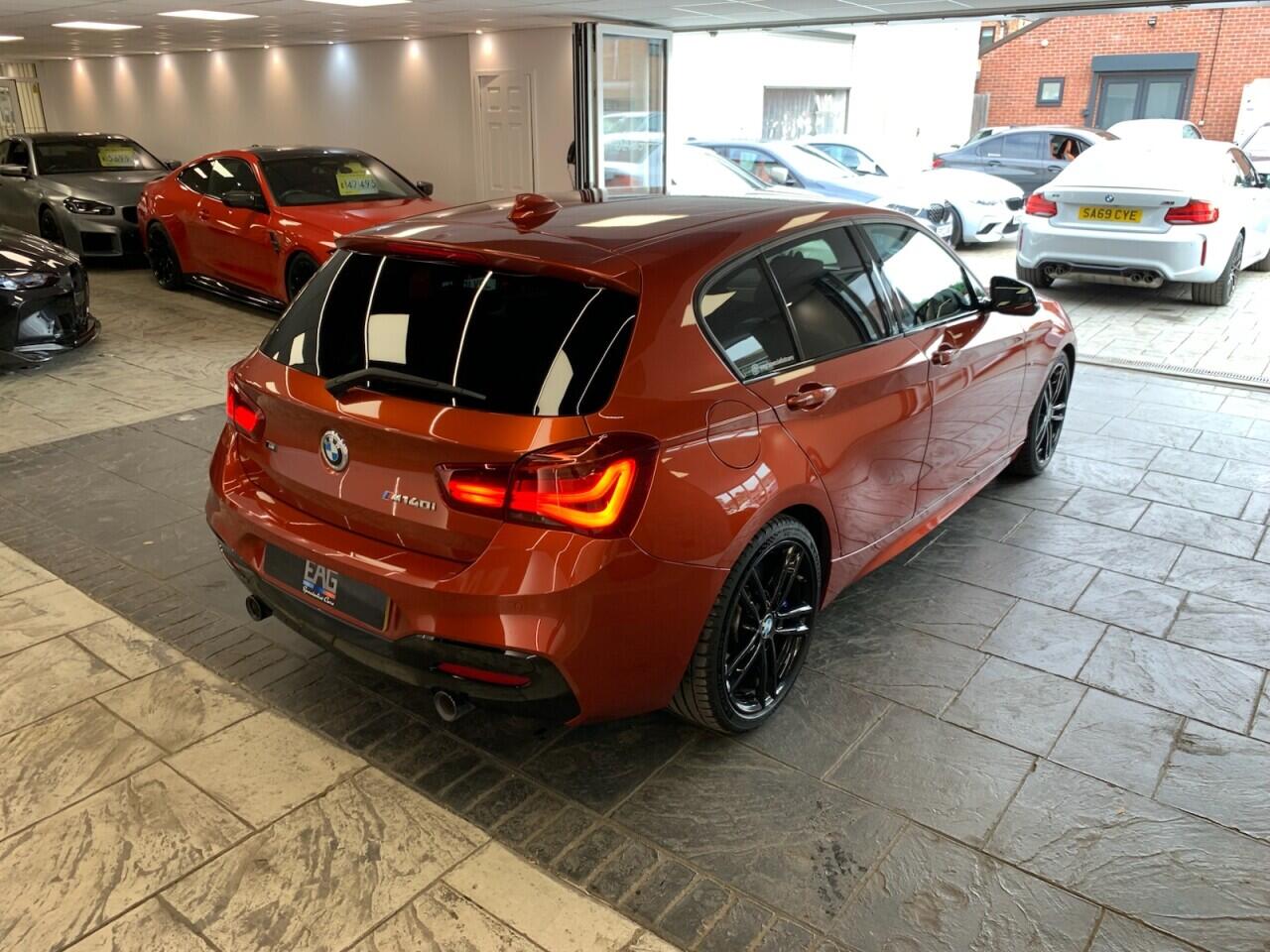 BMW 1 Series view 16