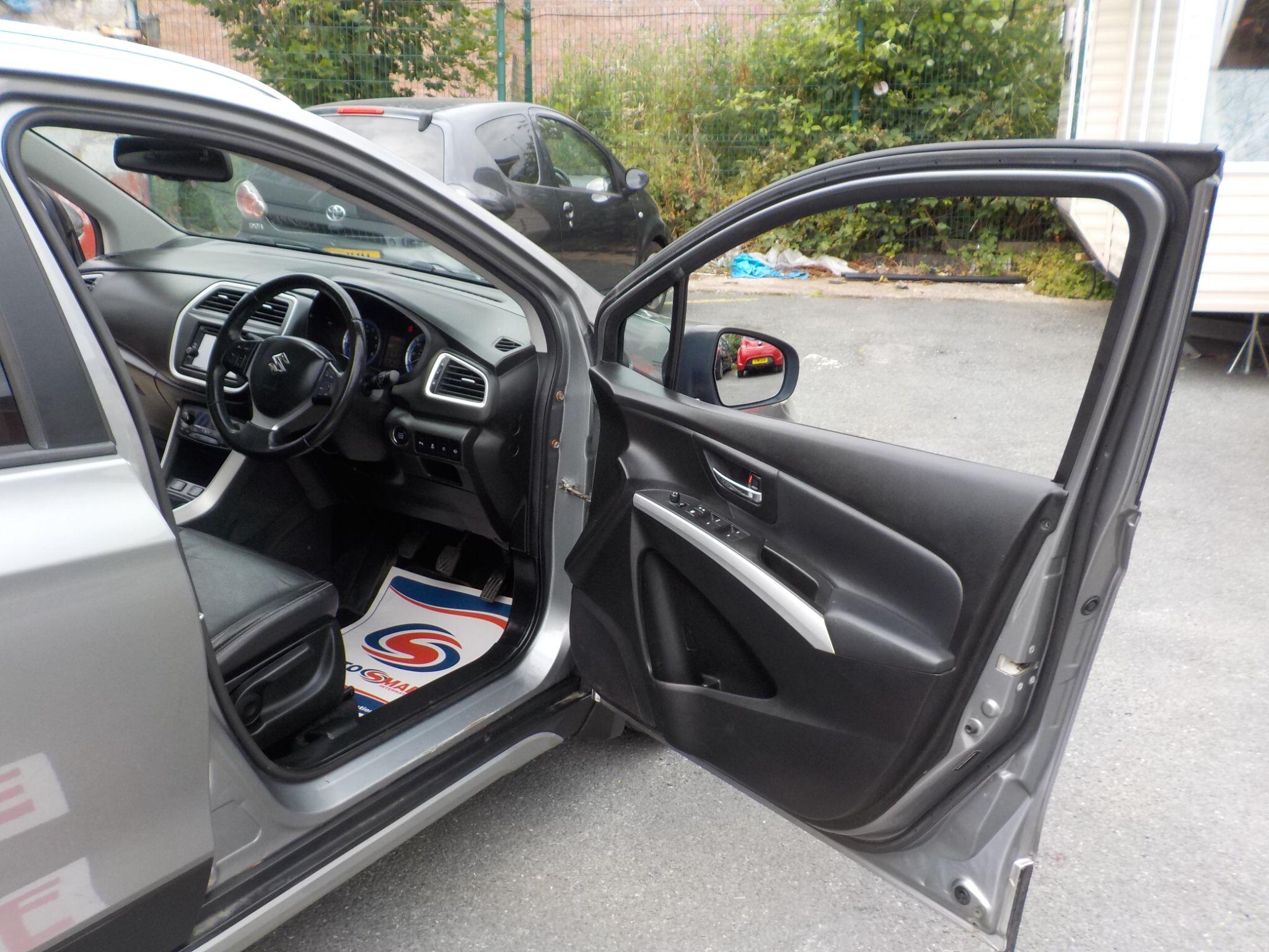 Suzuki SX4 S-Cross 1.6 SZ5 ALLGRIP Euro 6 5dr