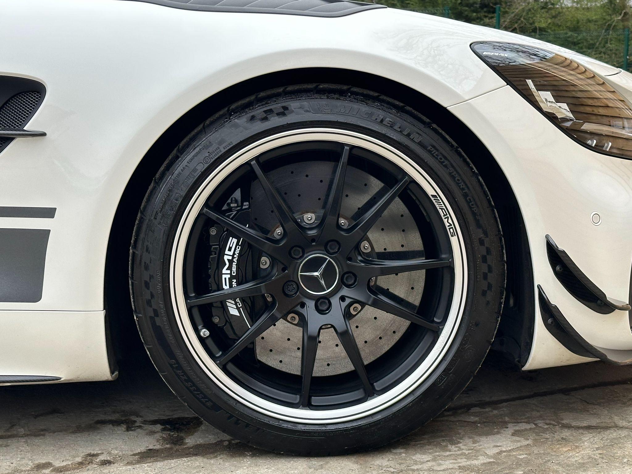 2020 Mercedes-Benz AMG GT 4.0 V8 BiTurbo R PRO SpdS DCT Euro 6 (s/s) 2dr • 8,100 miles image 67