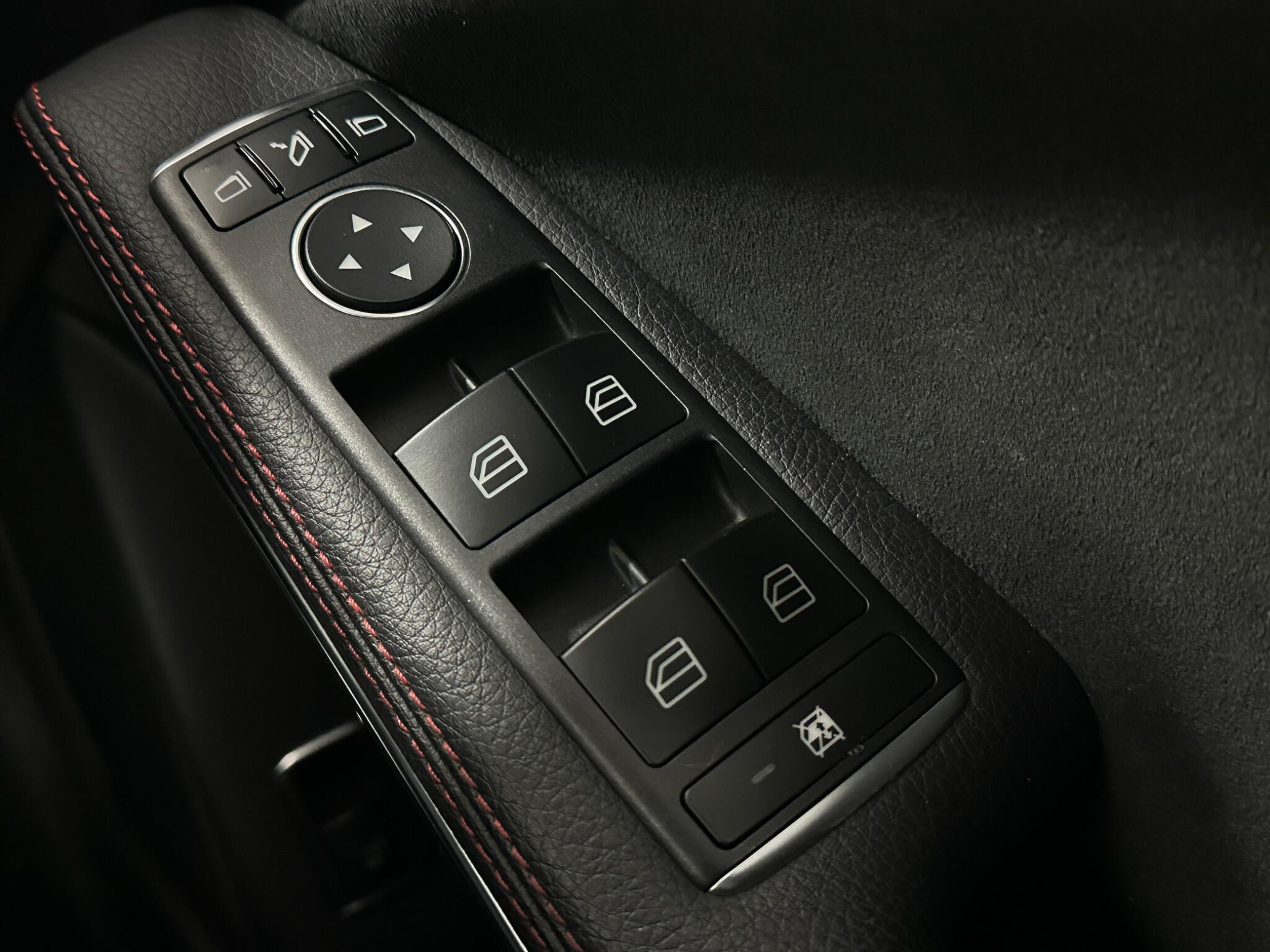 Mercedes-Benz Gla view 19