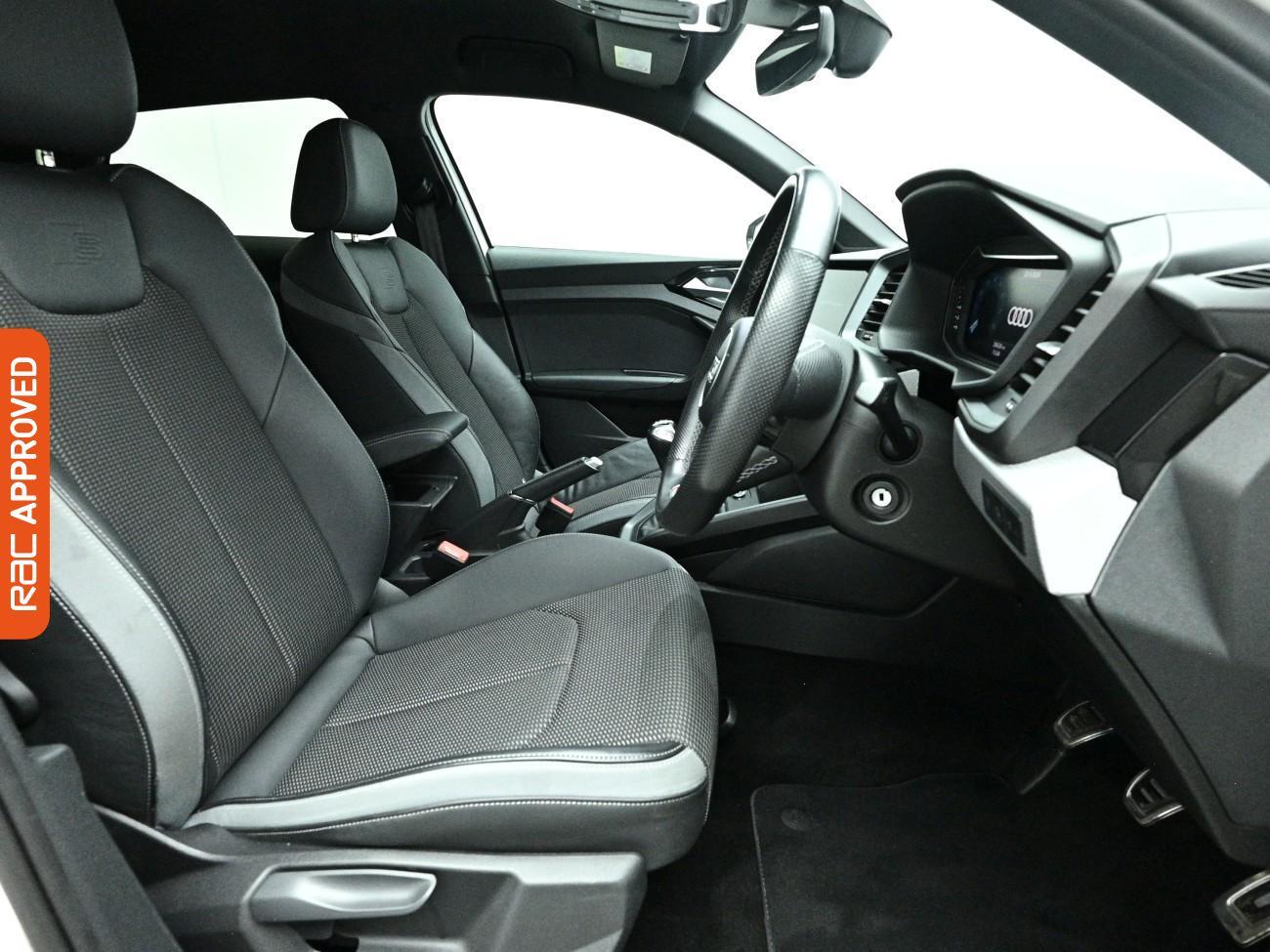 Audi A1 view 12
