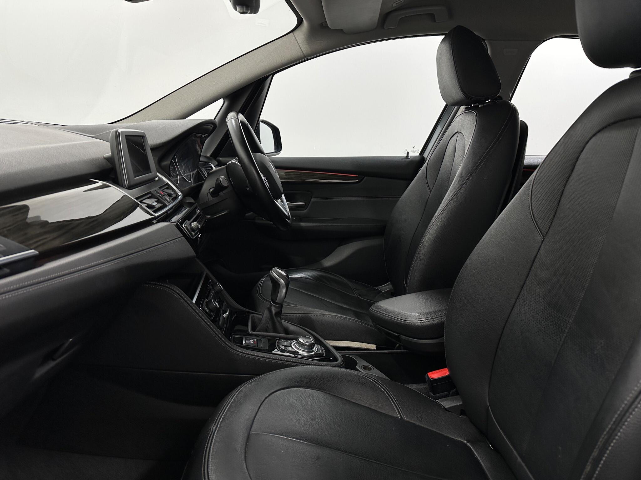 BMW 2 Series Gran Tourer view 35