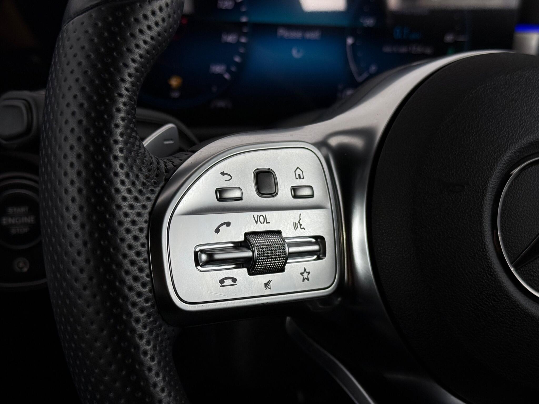 Mercedes-Benz CLA view 14