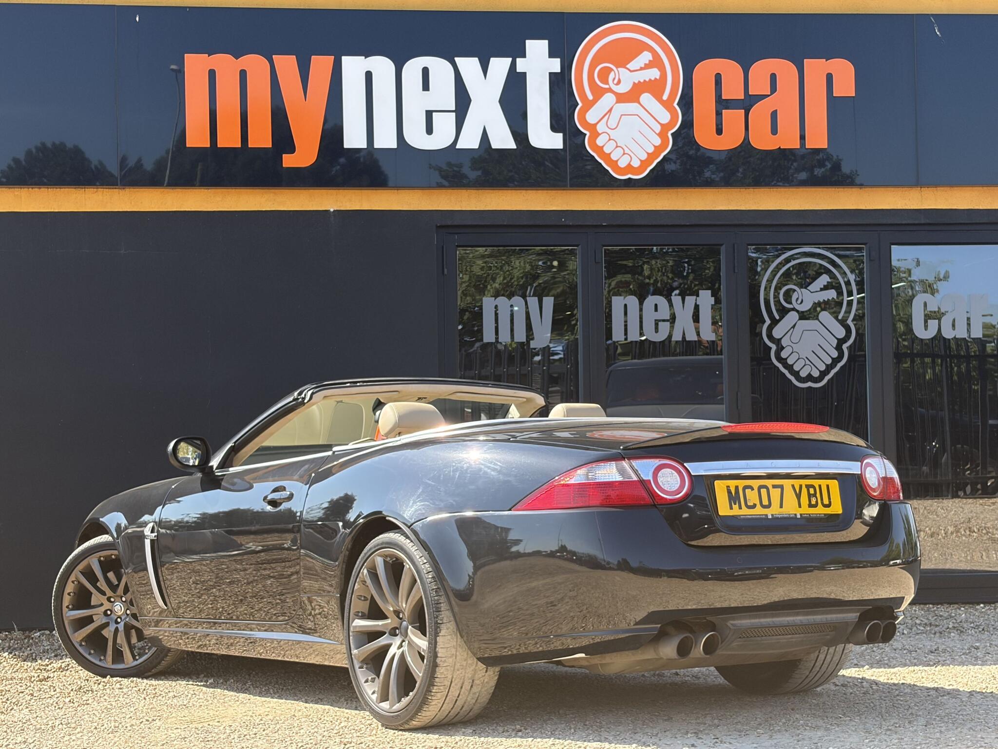 Jaguar XKR view 6