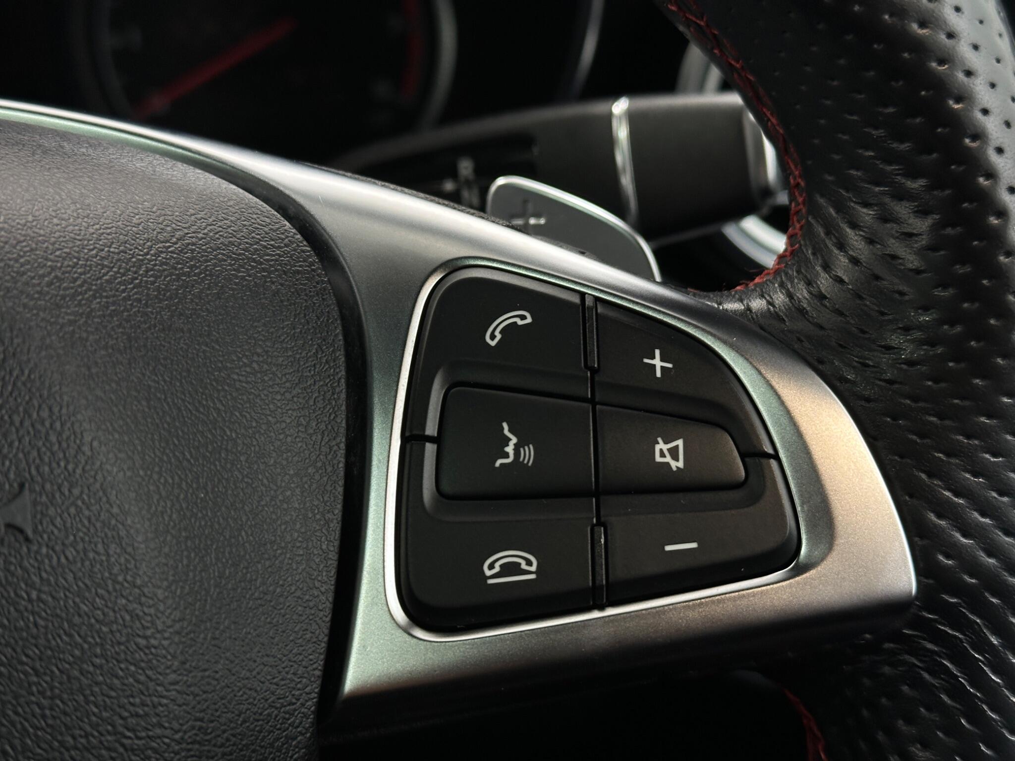 Mercedes-Benz GLC view 16