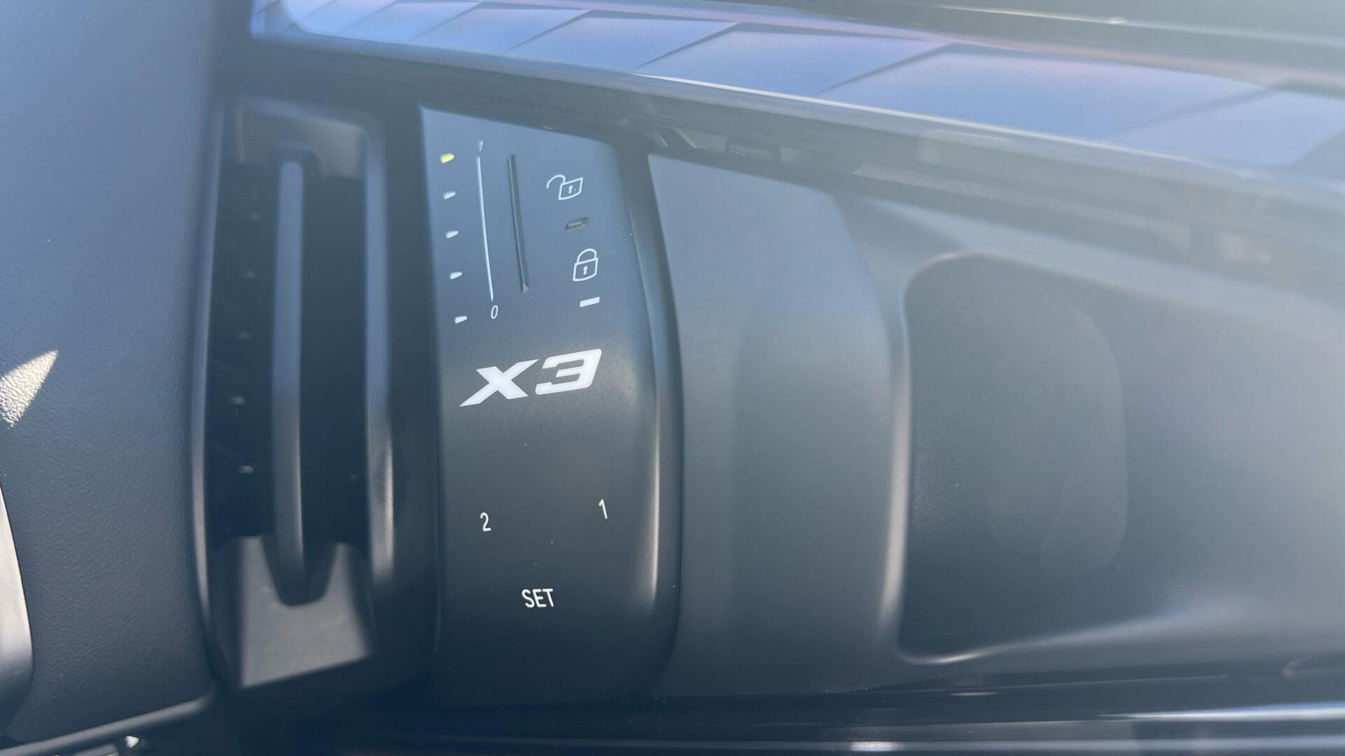 BMW X3 view 20