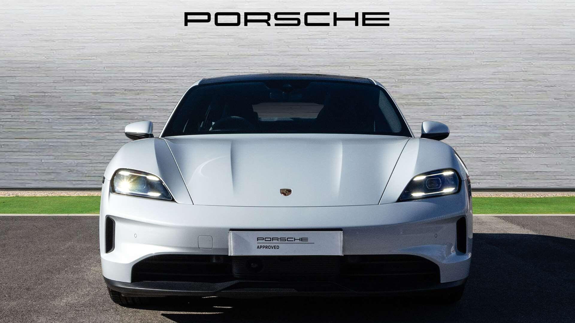 Porsche Taycan view 9