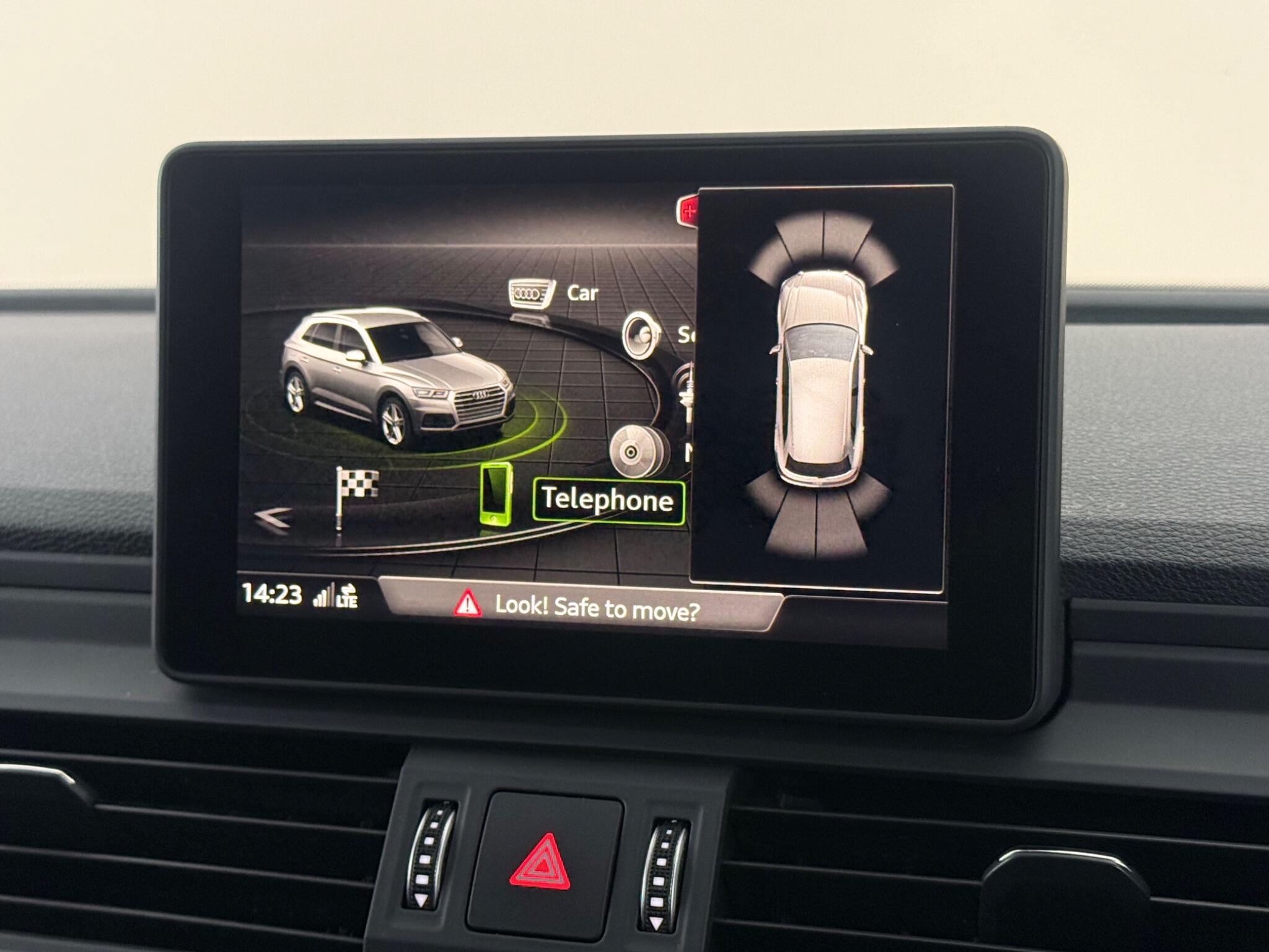 Audi Q5 view 22