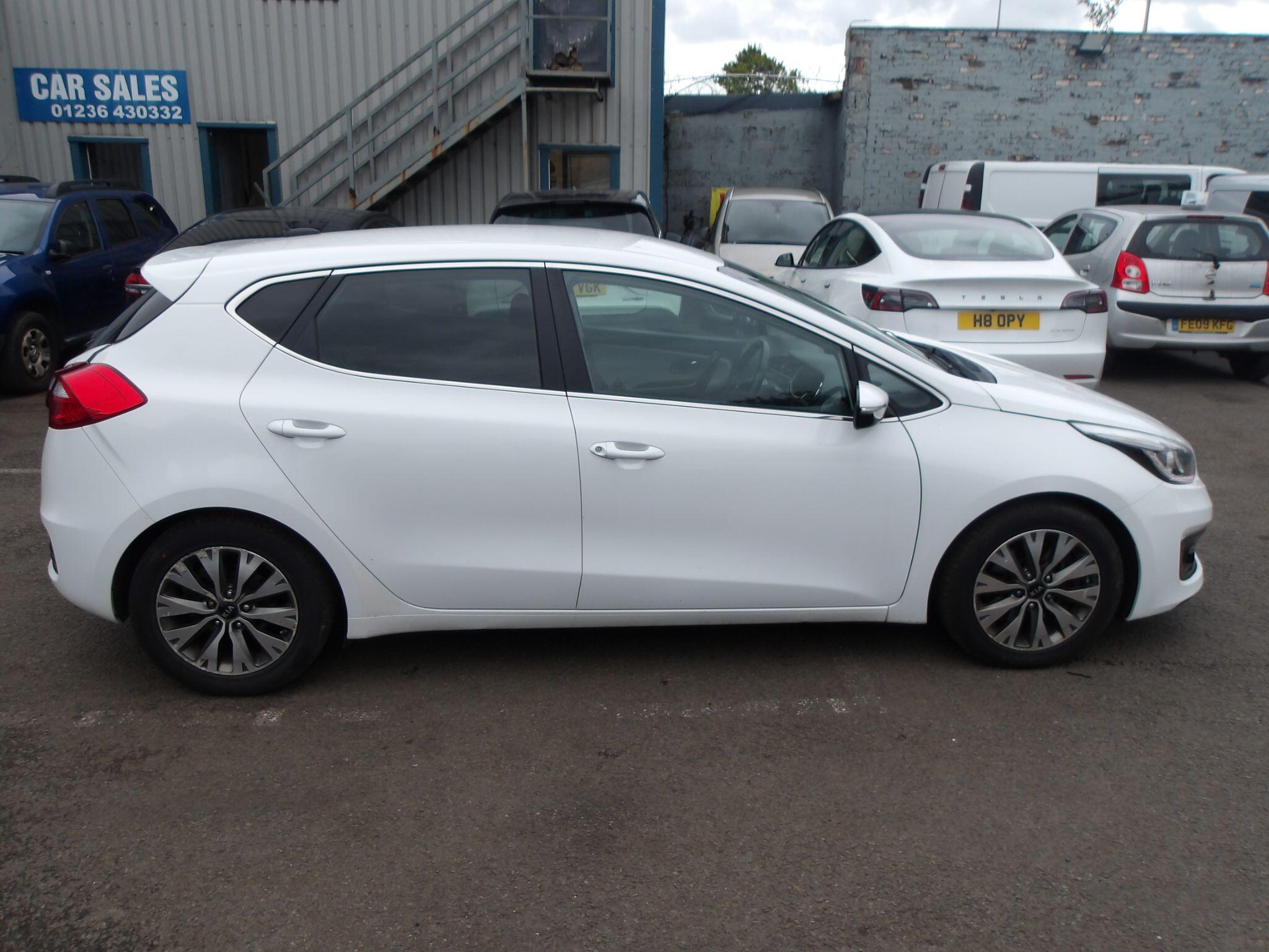 Kia Ceed view 7
