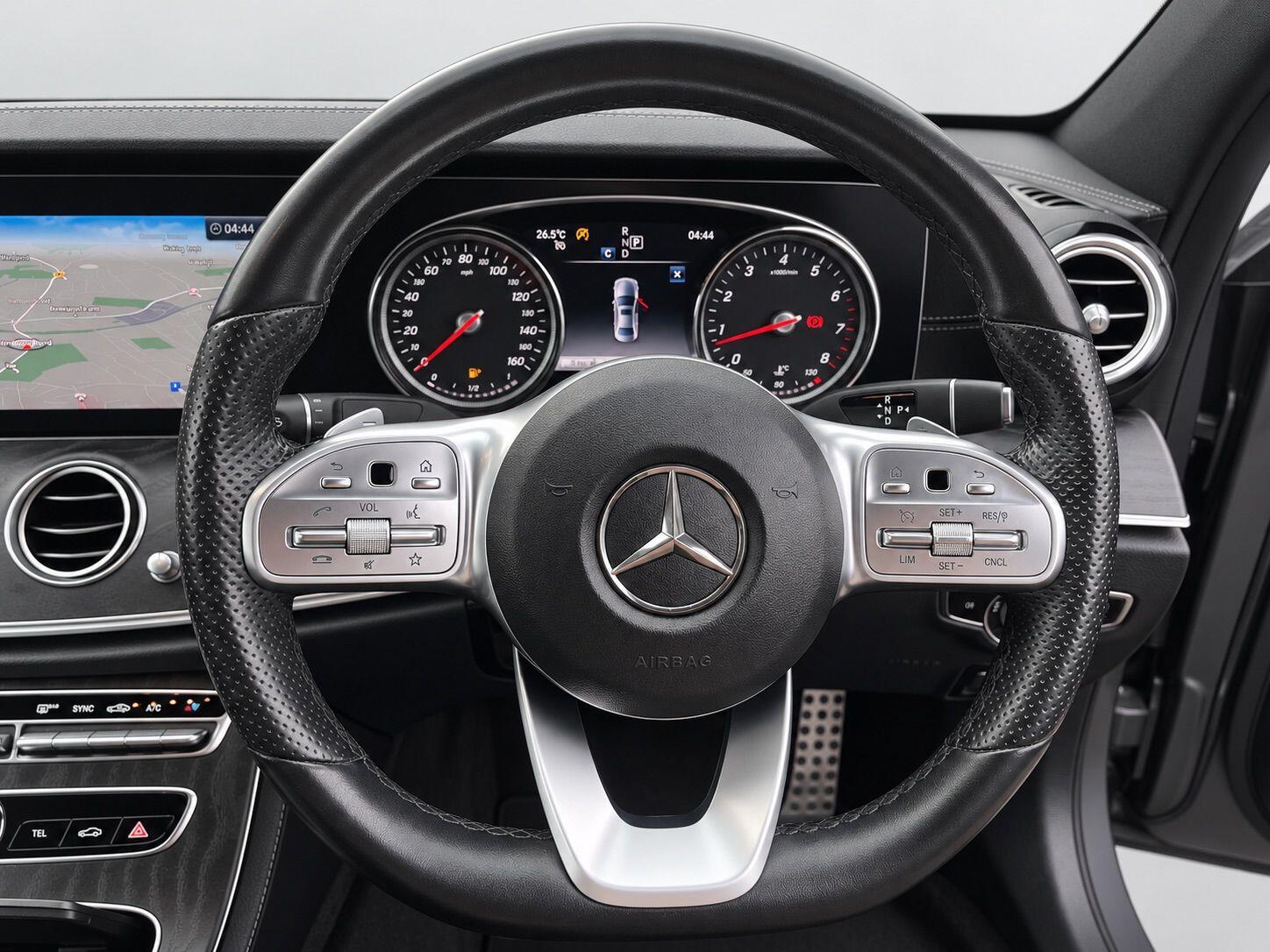 Mercedes-Benz E-Class view 26