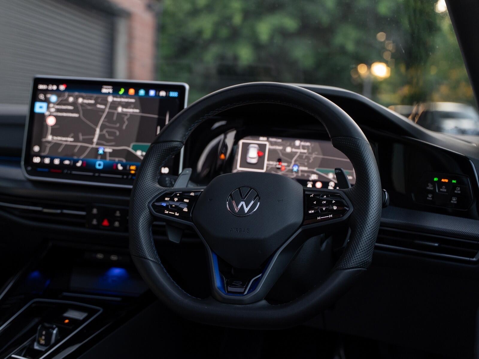 Volkswagen Golf view 37