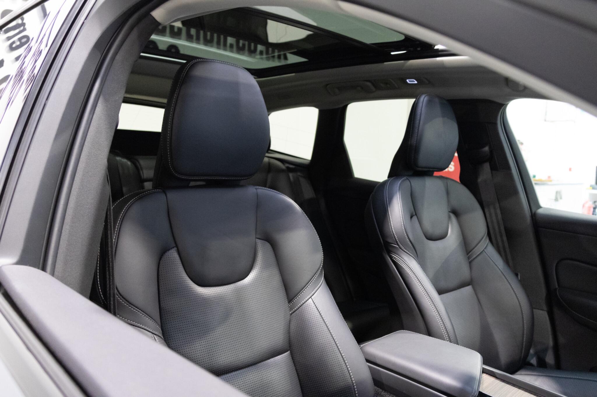 Volvo XC60 view 13