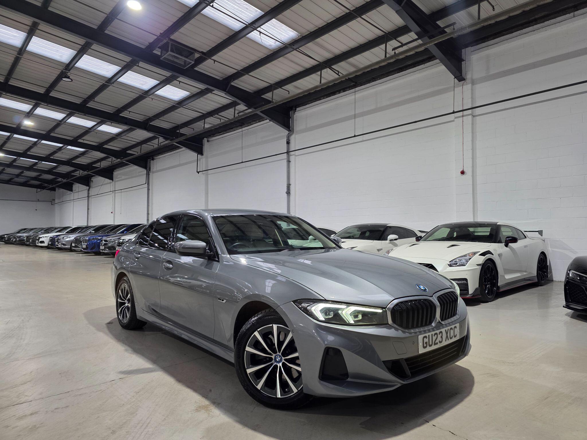 BMW 3 Series view 3
