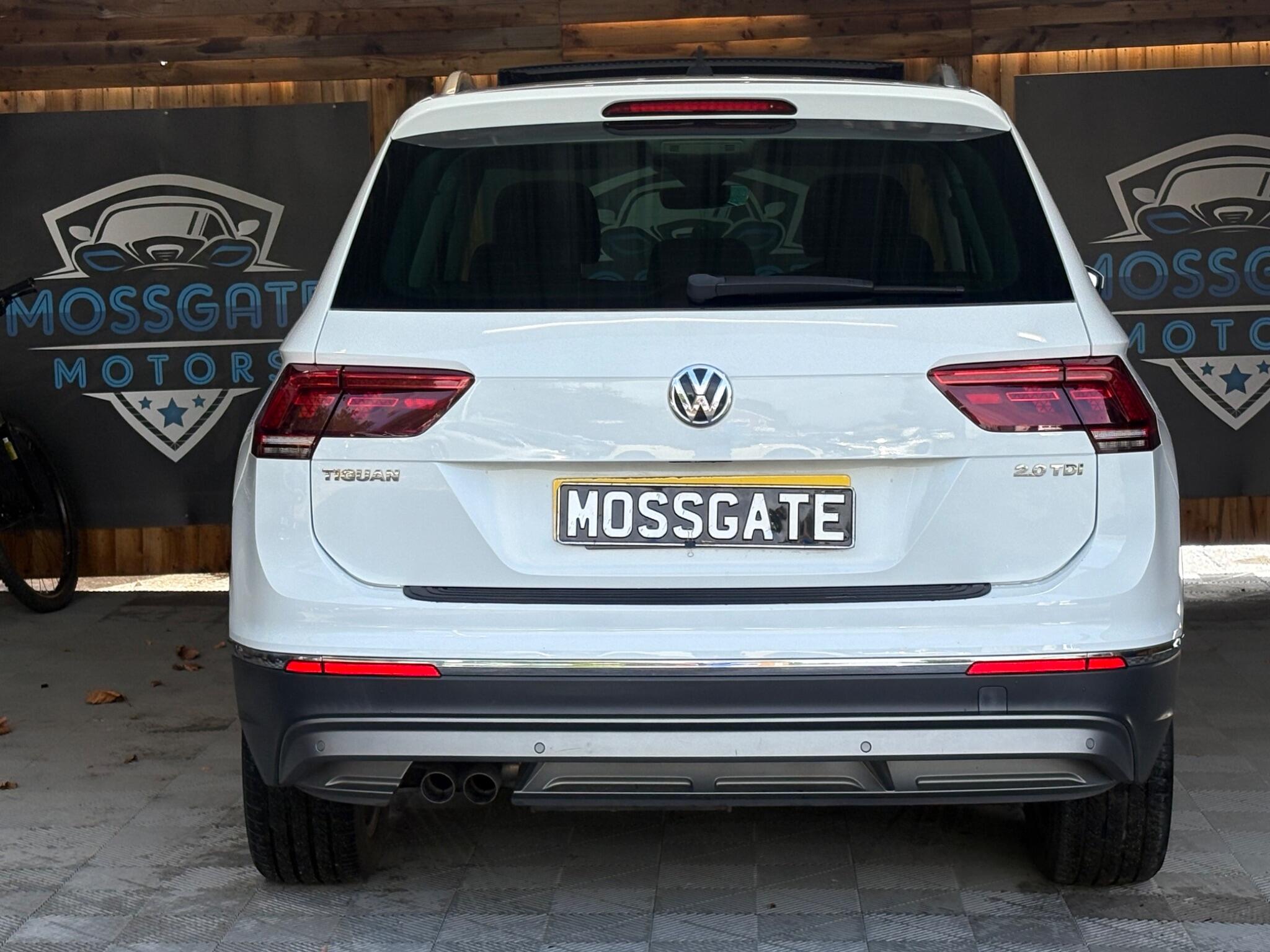 Volkswagen Tiguan view 9
