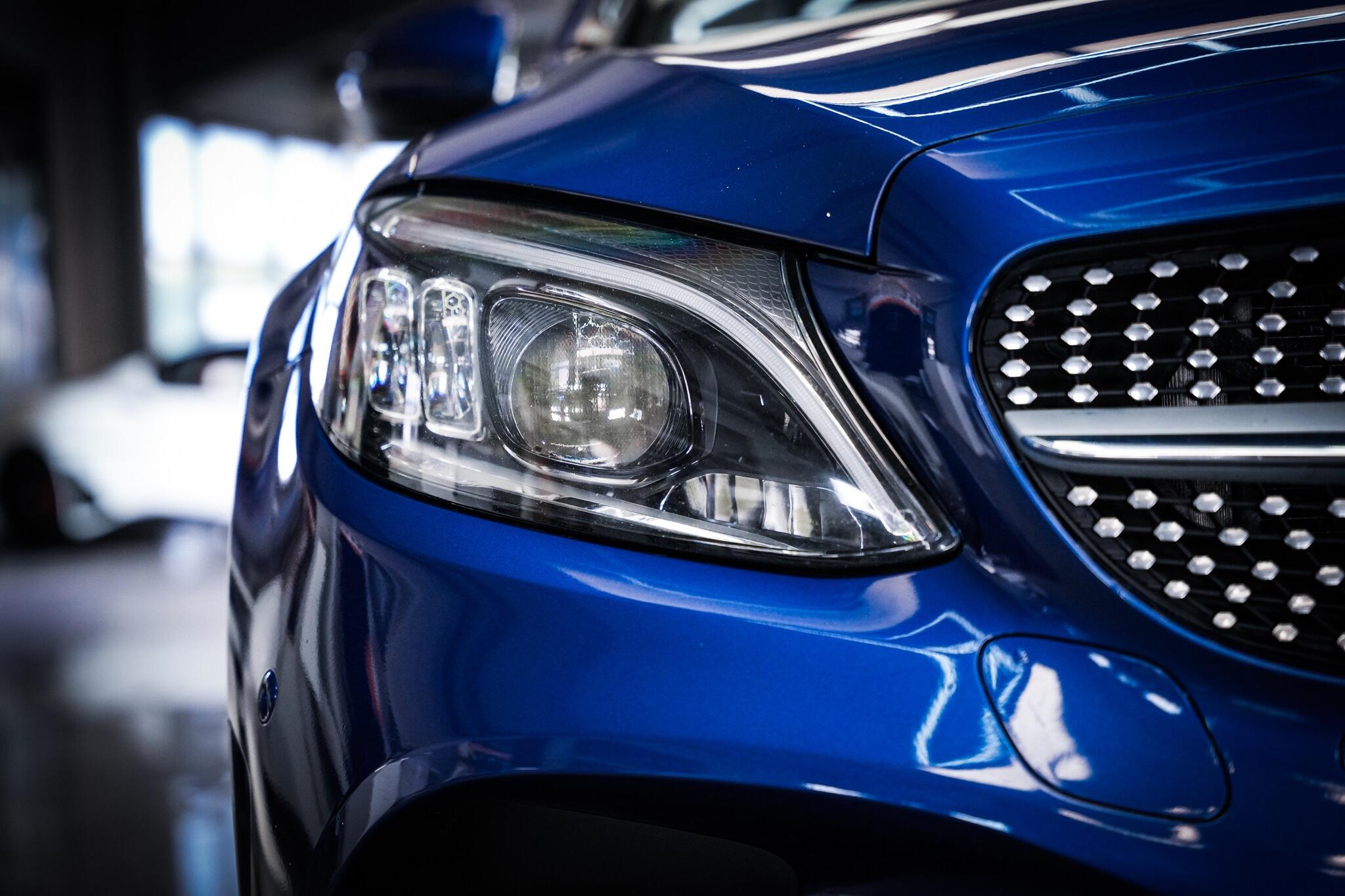 Mercedes-Benz C-Class view 31