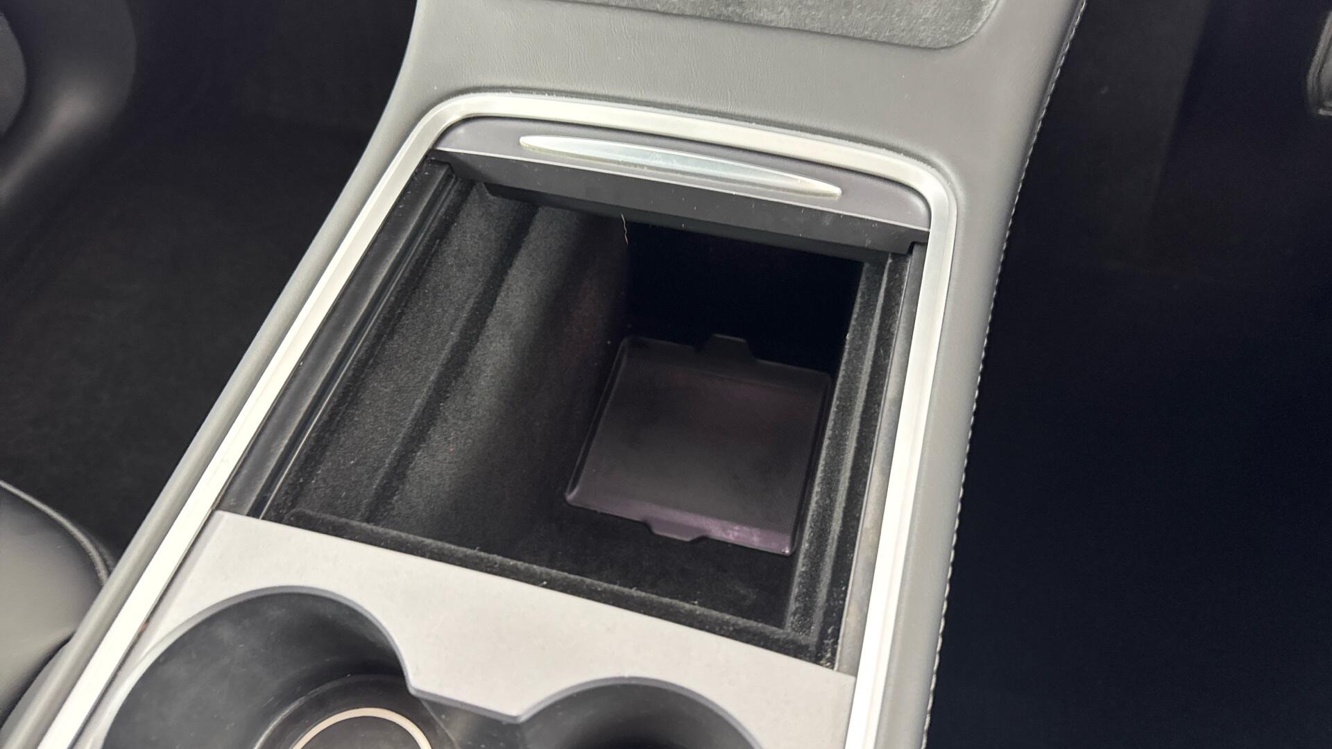 Tesla Model Y view 38