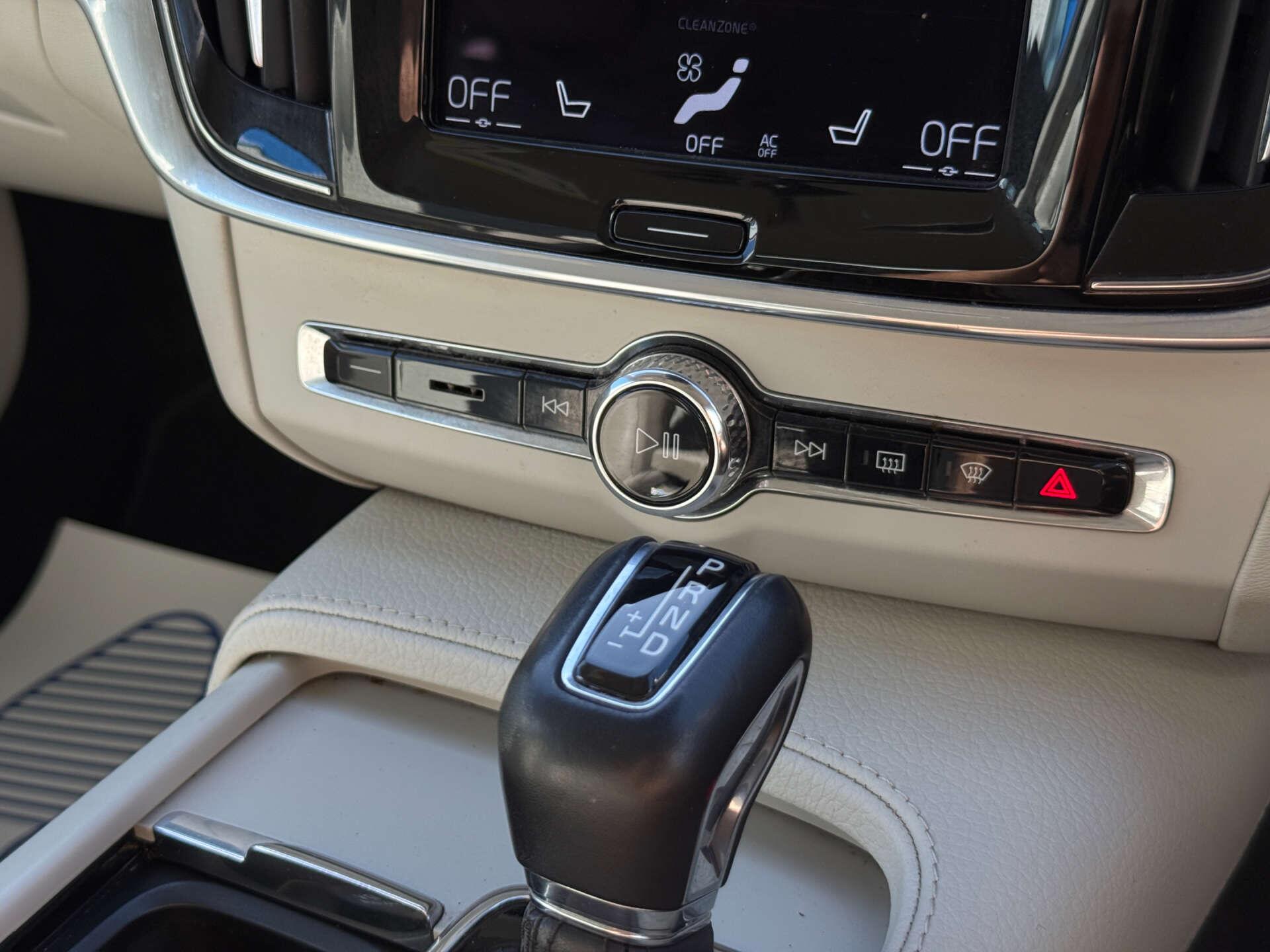 Volvo V90 view 57