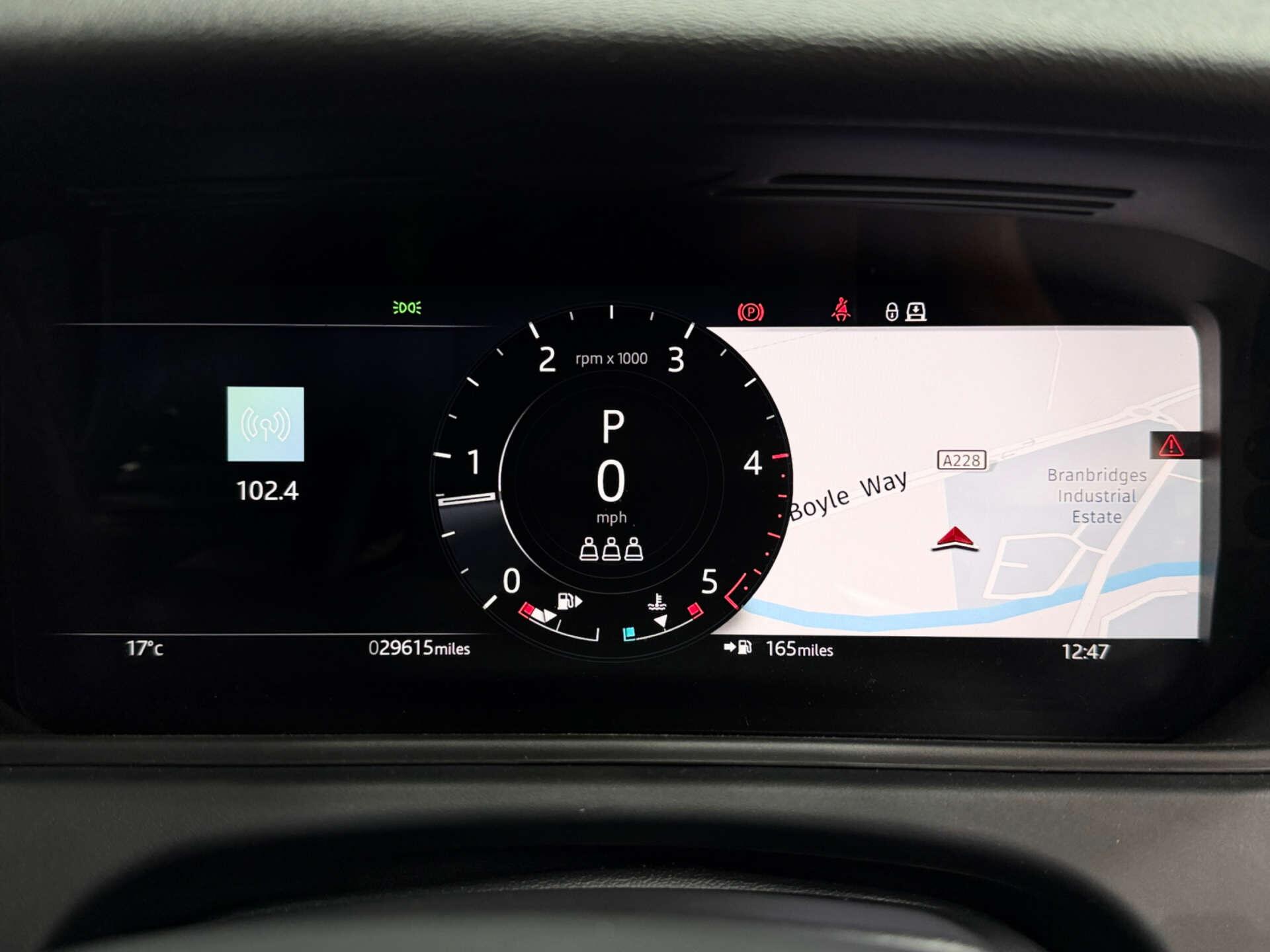 Land Rover Range Rover Velar view 23