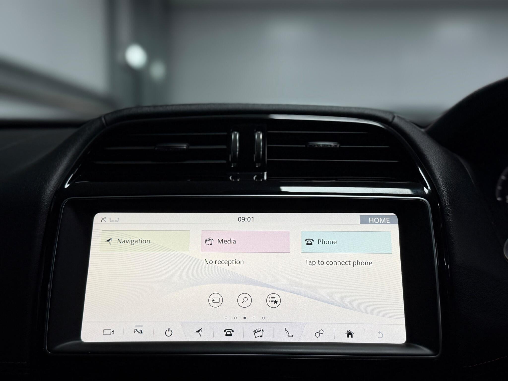 Jaguar F-Pace view 31