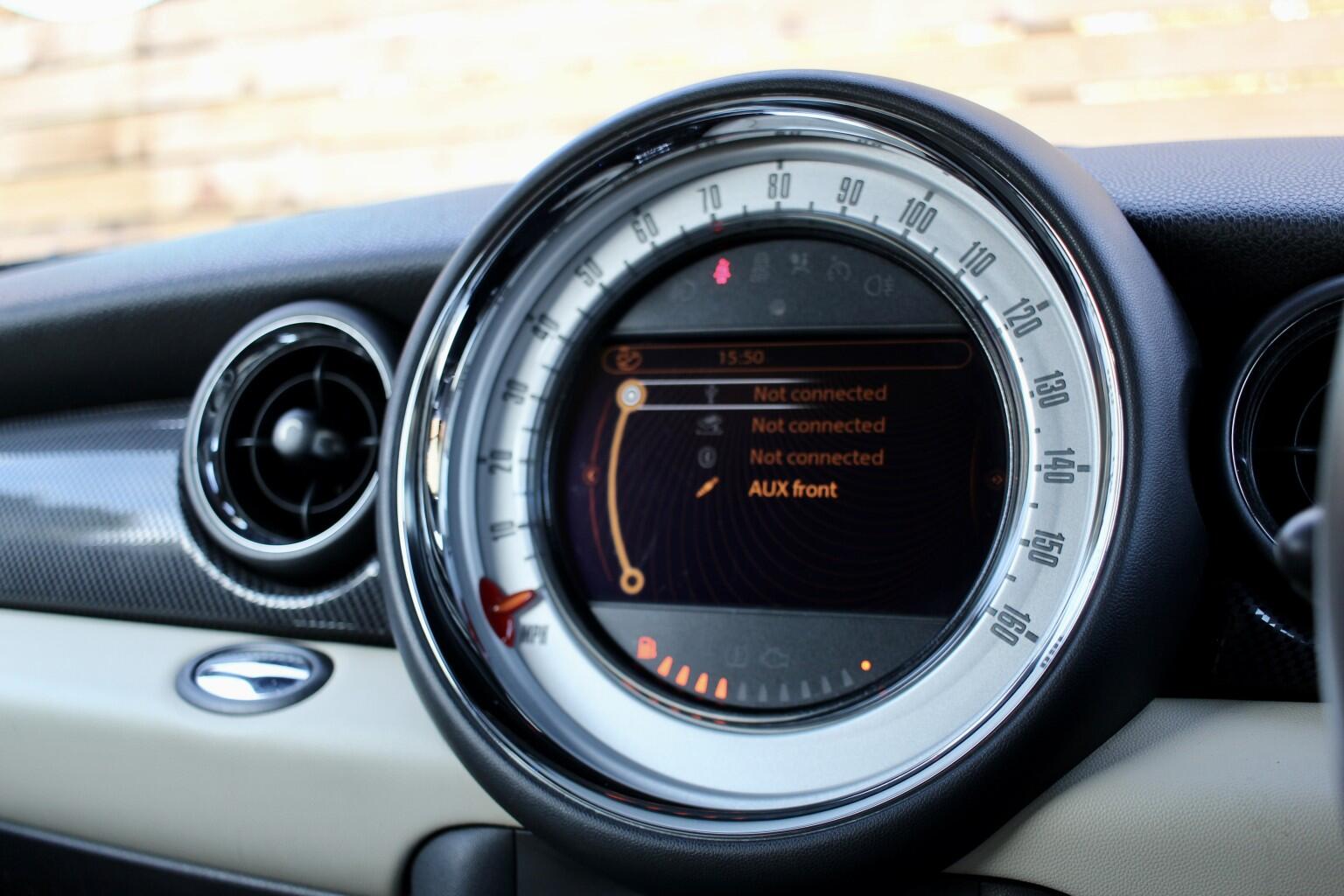 Mini Hatch view 17