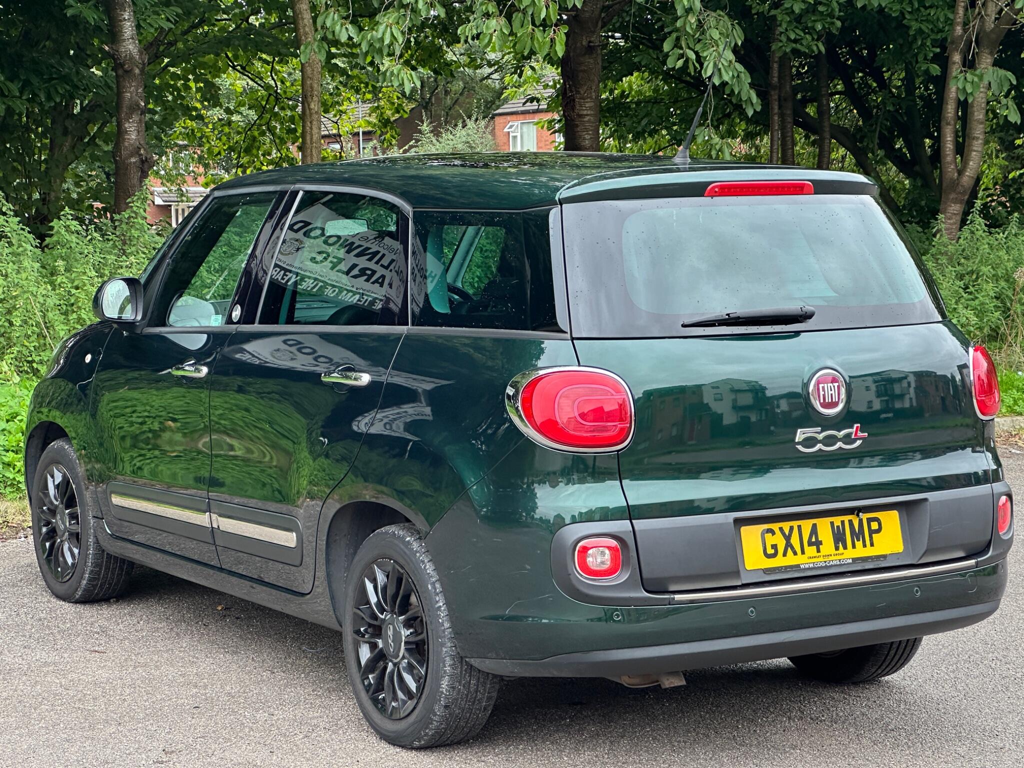 Fiat 500L view 8