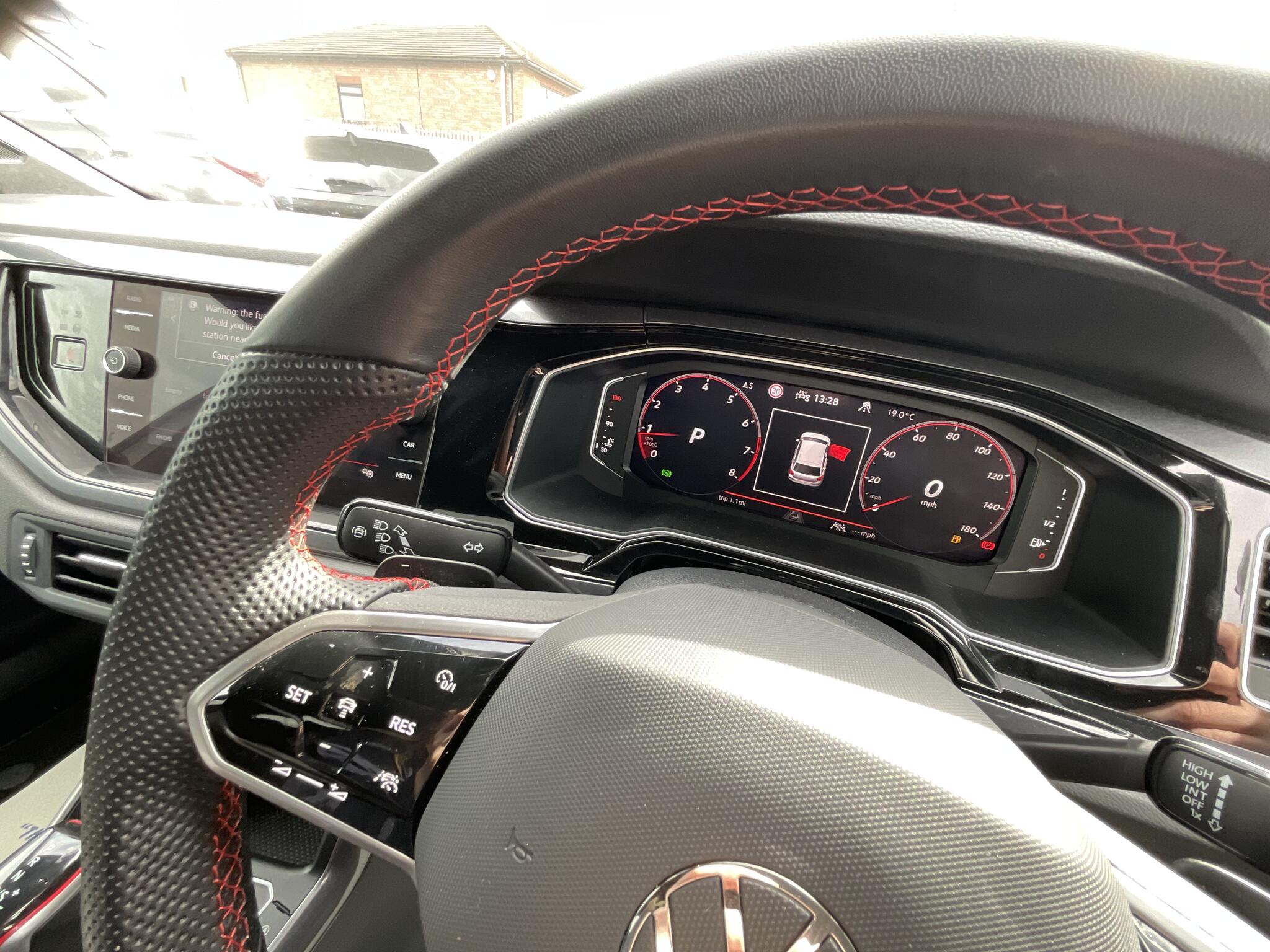 Volkswagen Polo view 21