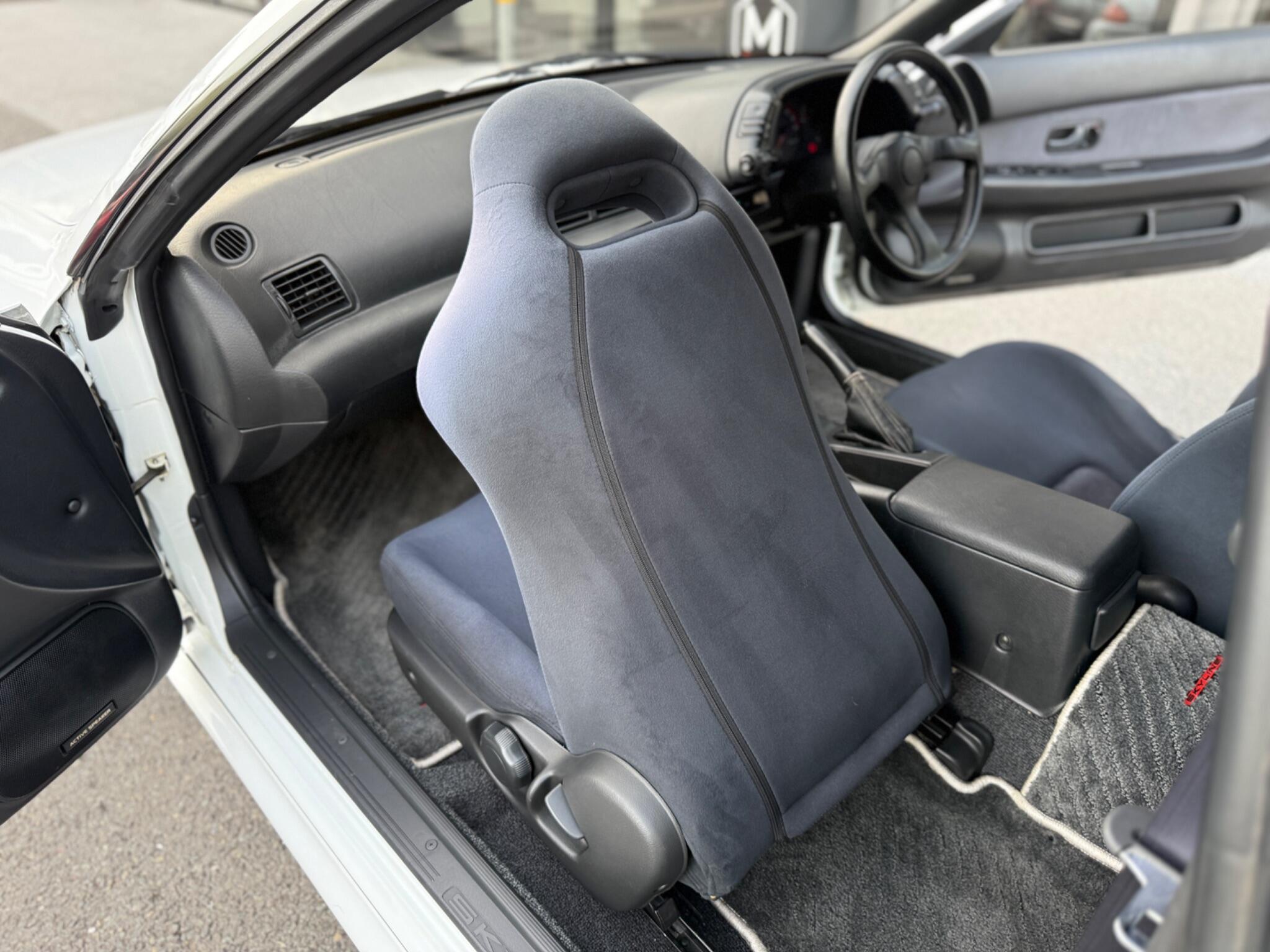Nissan Skyline view 34