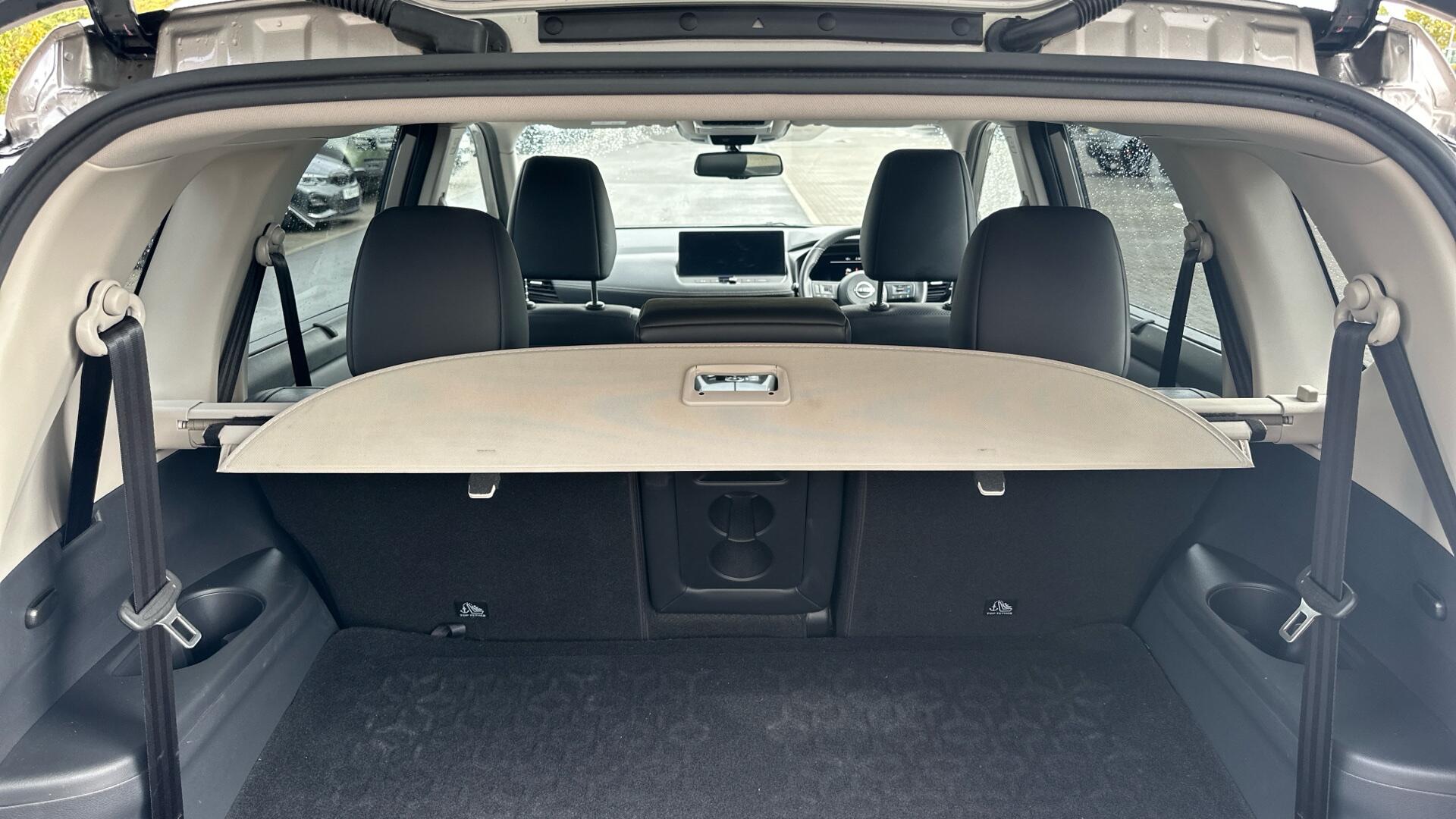Nissan X-Trail view 33
