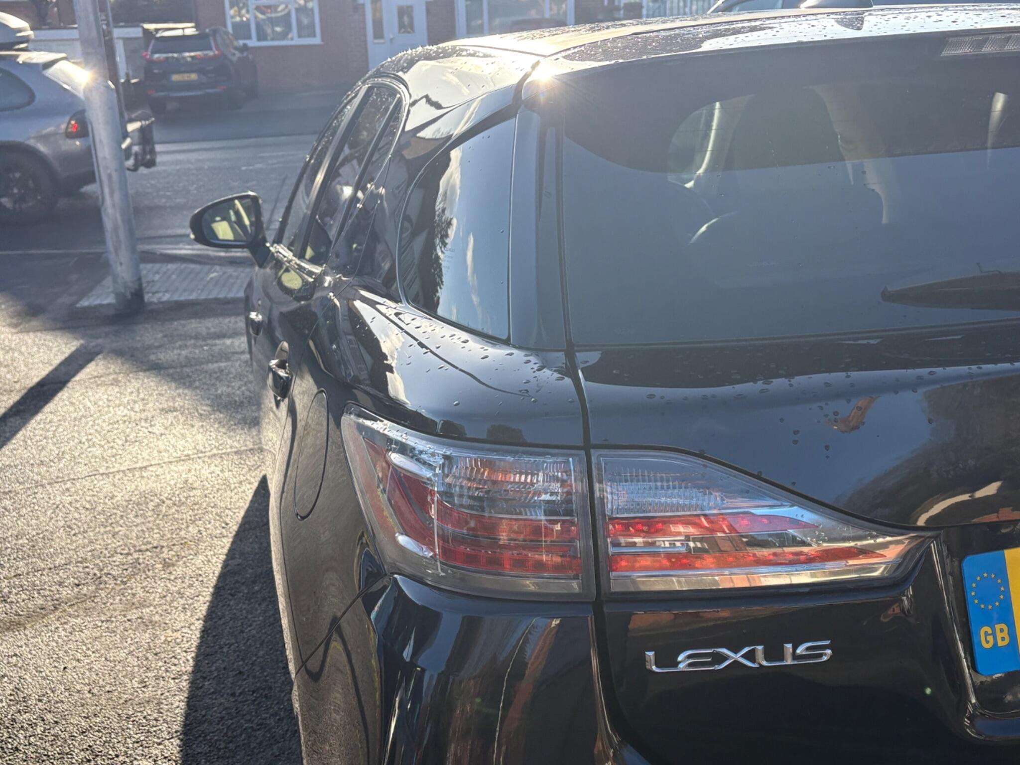 2014 Lexus CT 1.8 200h Luxury CVT Euro 6 (s/s) 5dr • 99,475 miles image 96
