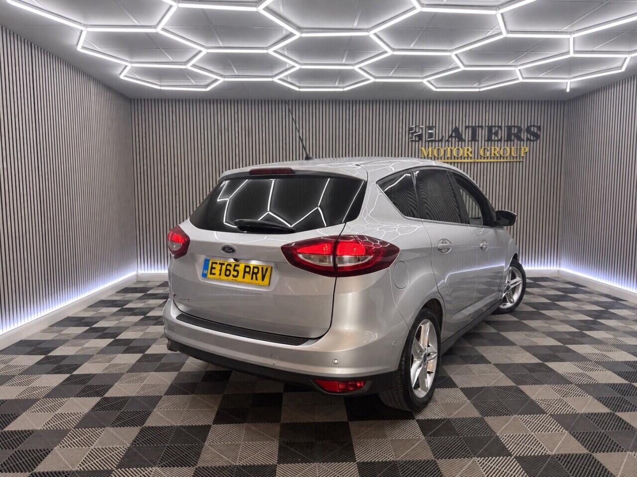 Ford C-Max view 34