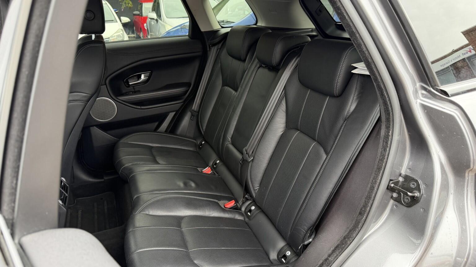 Land Rover Range Rover Evoque view 18