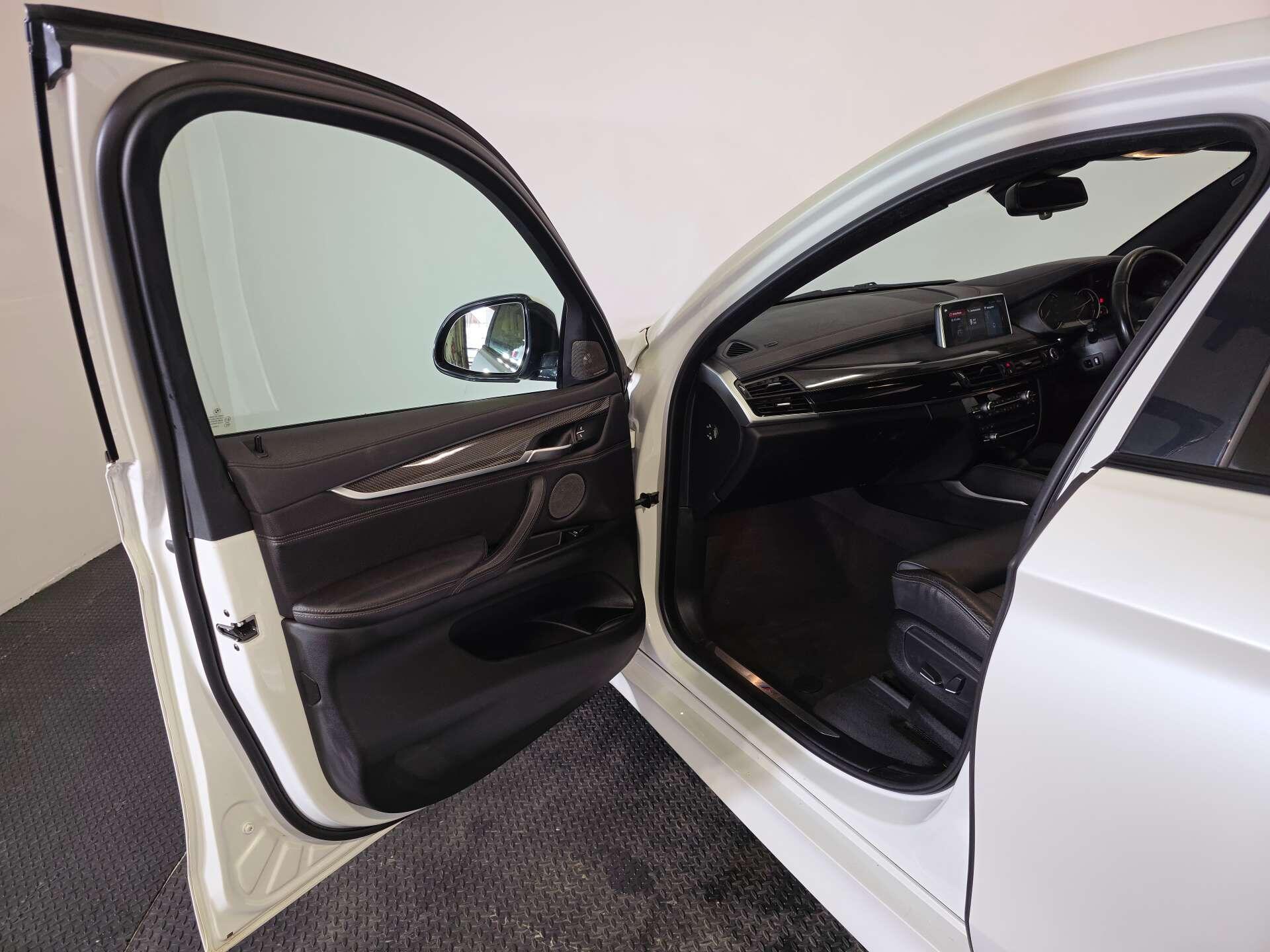 BMW X6 view 71