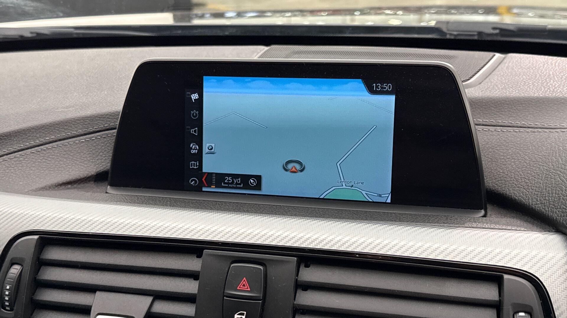BMW 3 Series view 25