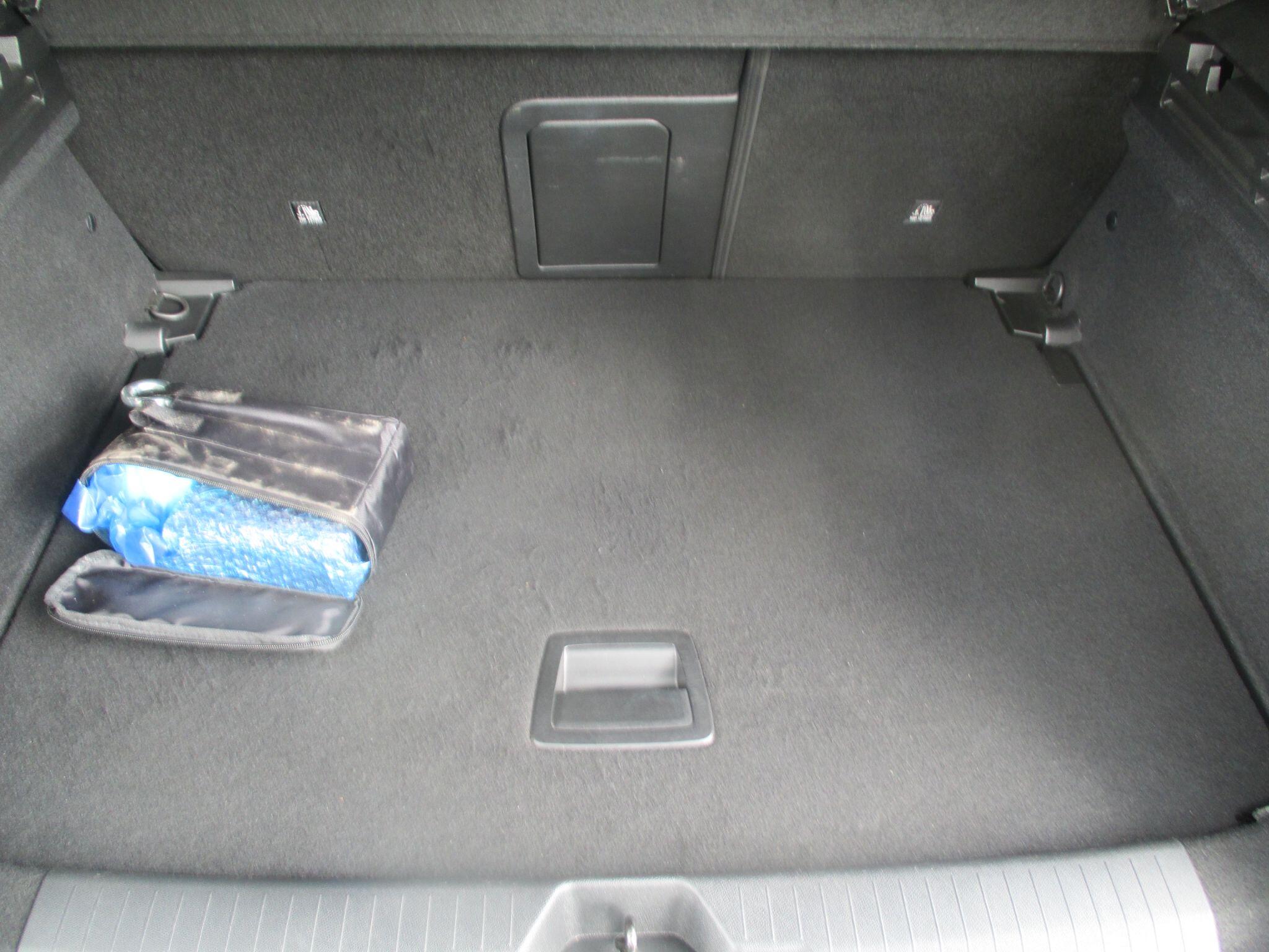 Vauxhall Astra view 16