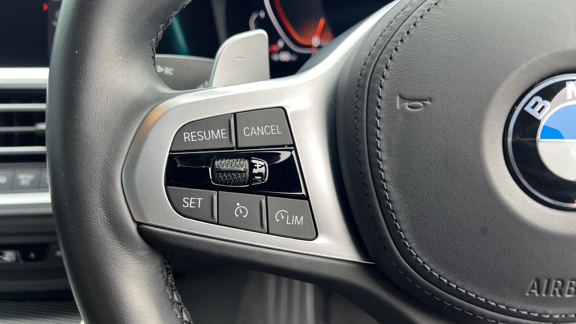 BMW 4 Series view 17