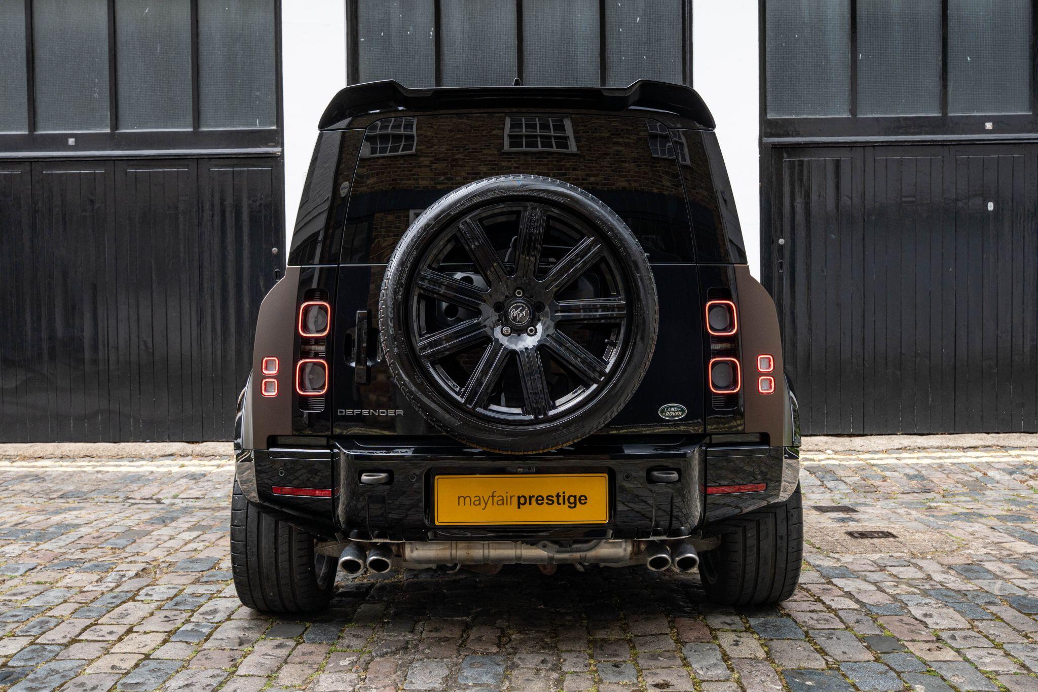 Land Rover Defender view 14